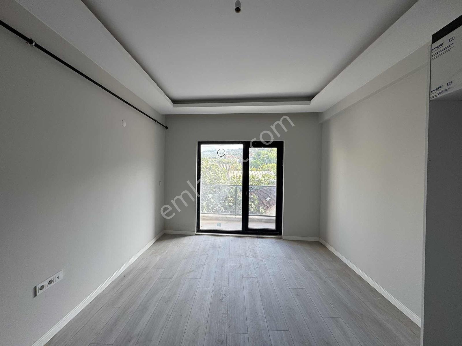 Kurşunlu'da Satılık 1+1 Sıfır Daire Sahile Yürüme Mesafesinde - Görsel 11