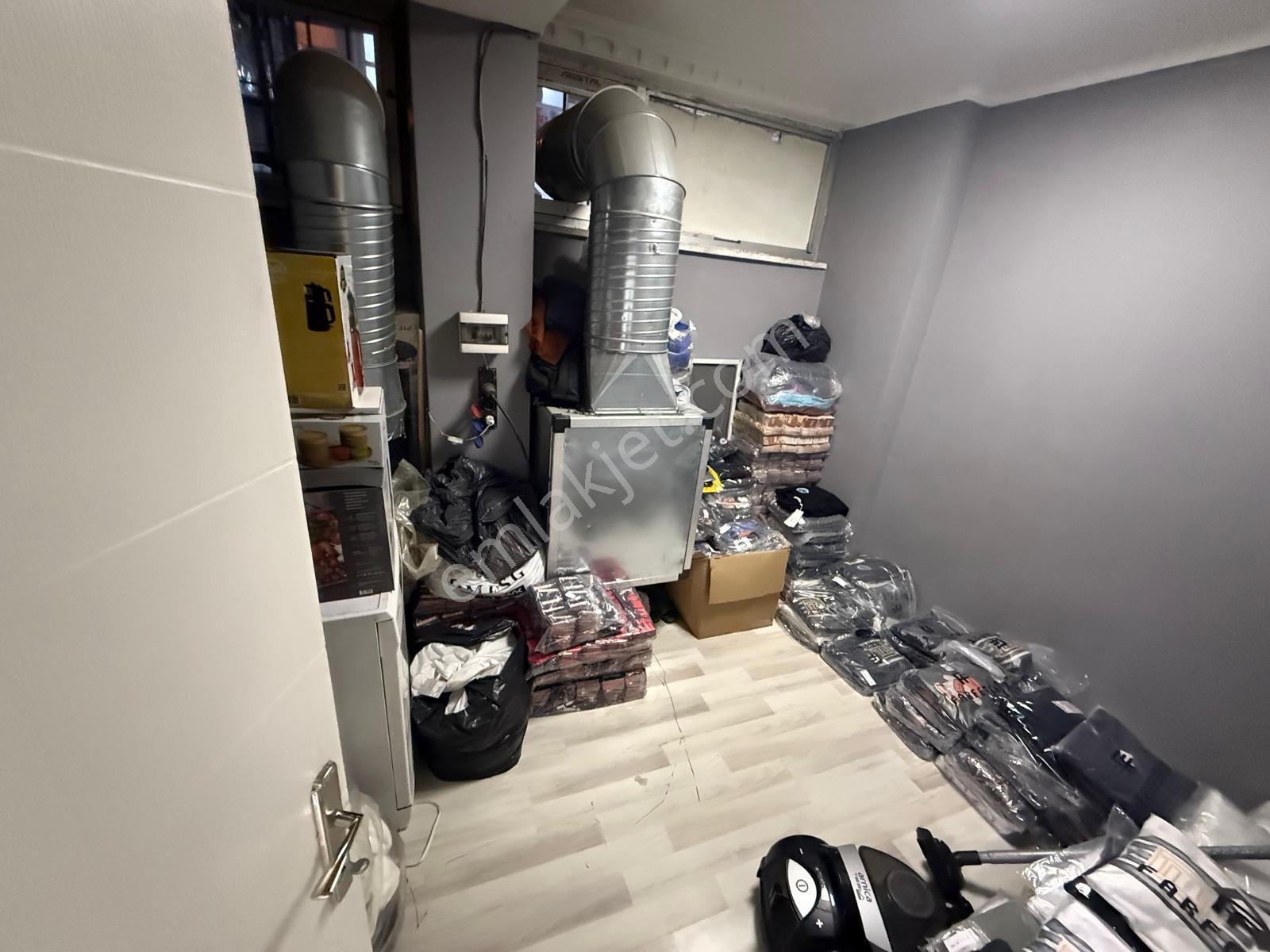 Işık'dan Menderes Metro Dibinde Kiralık İskanlı Dükkan 380m² - Görsel 28