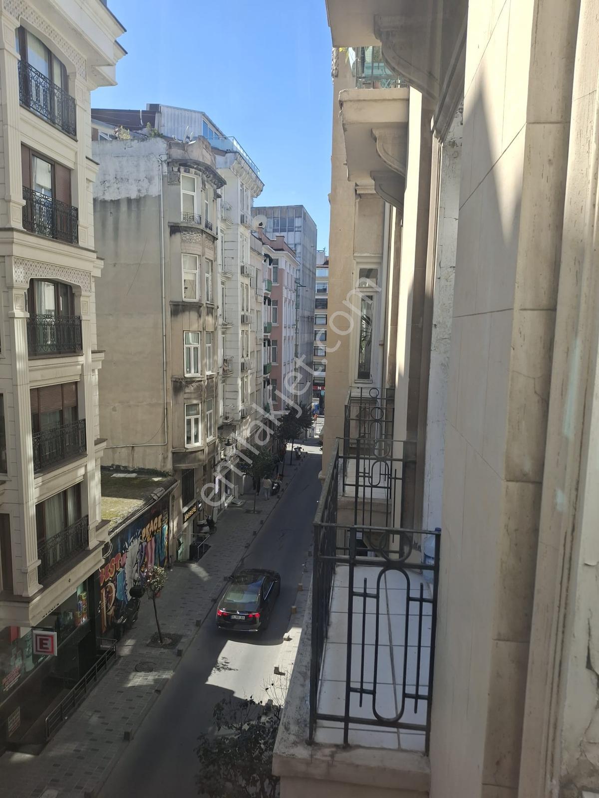 İstanbul Şişli Nişantaşında 4+1 165 M² Eşyalı Satılık Daire - Görsel 5