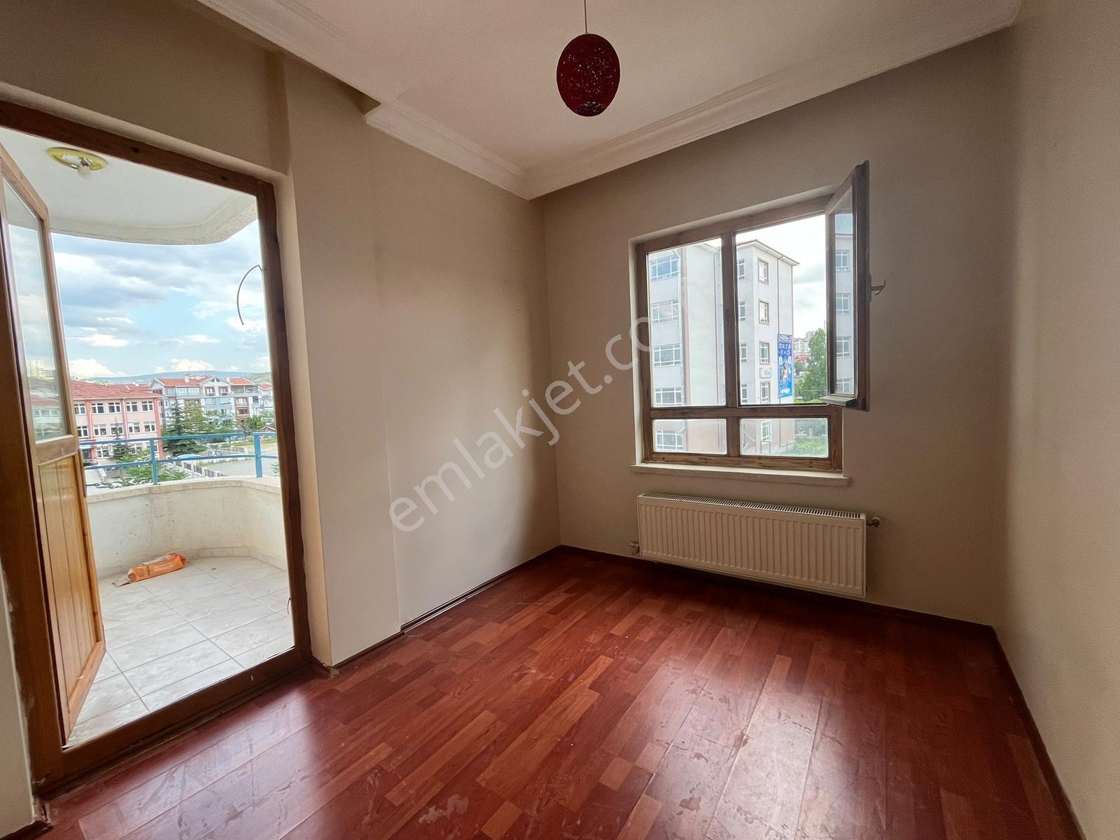 ▄evga▄türközü Mahallesi 2.katta 110m2 Cadde Üzeri 3+1 Daire - Görsel 3