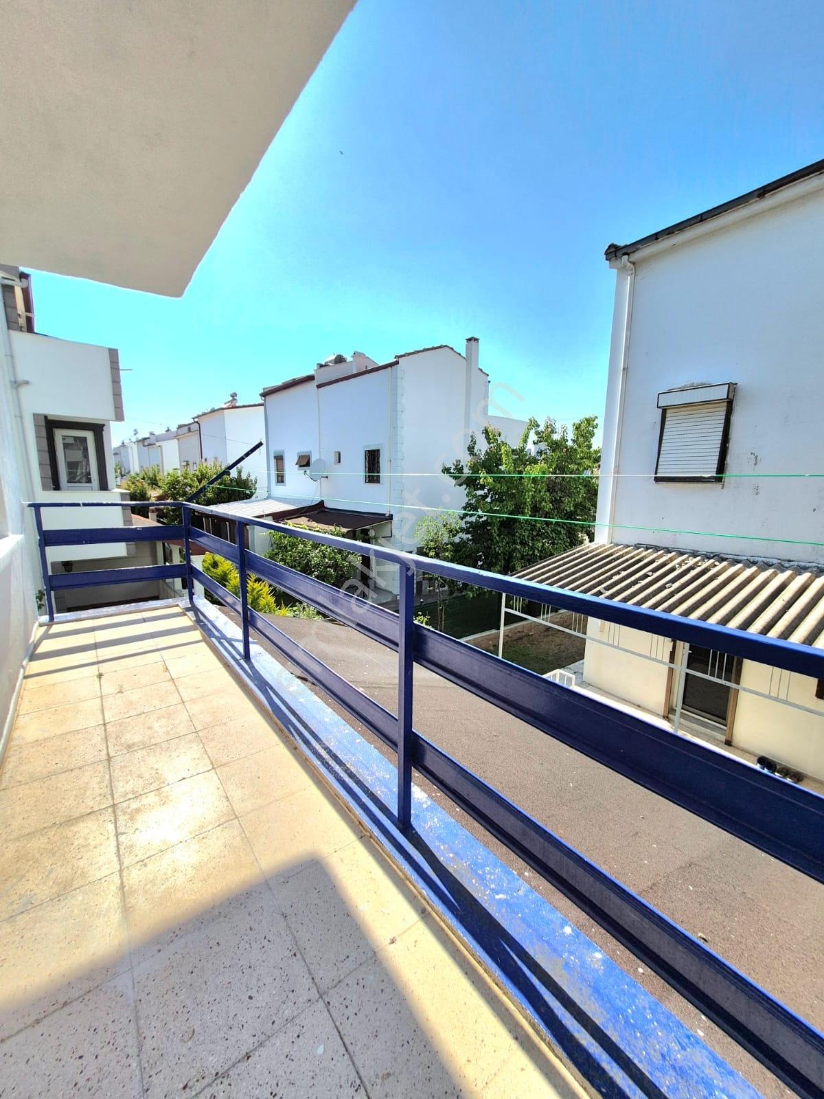 Ayvalık Altınova Akademililer Sit. Otoparklı Tripleks 3+1 150m2 - Görsel 28