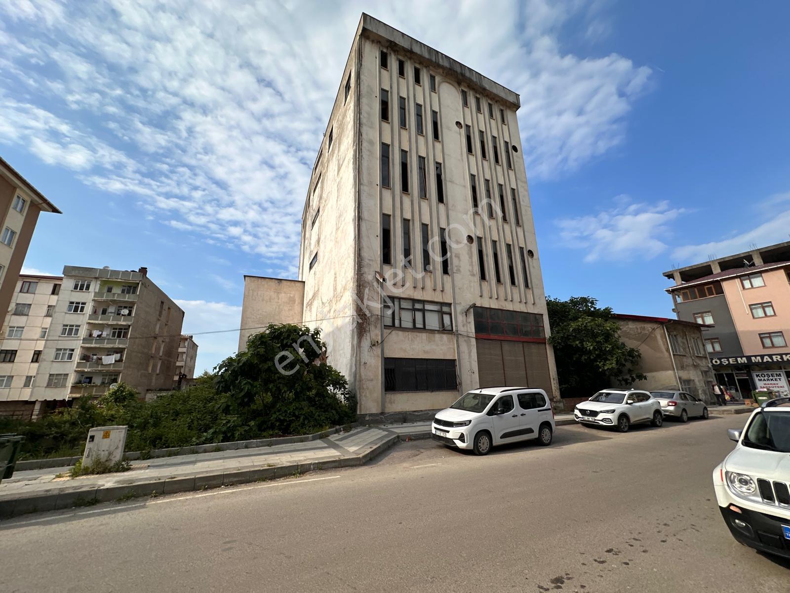 Trabzon Arsin'de Yatırım Amaçlı Satılık Bina - Görsel 30