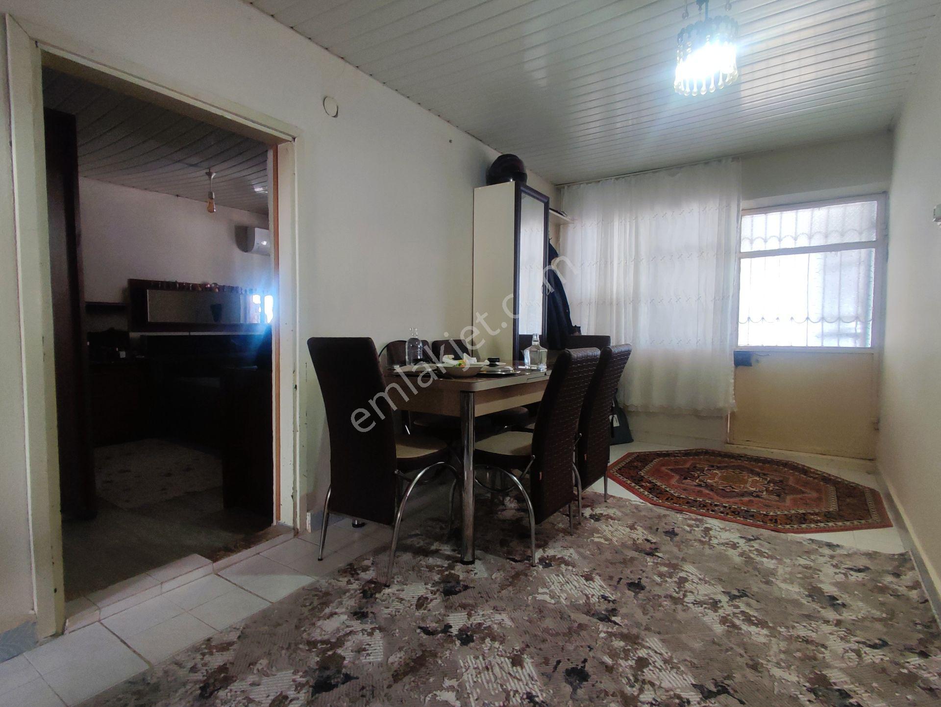 Turgut Özal Caddesinde 260 M² Arsa Üzerinde 3+1 Müstakil Ev - Görsel 3