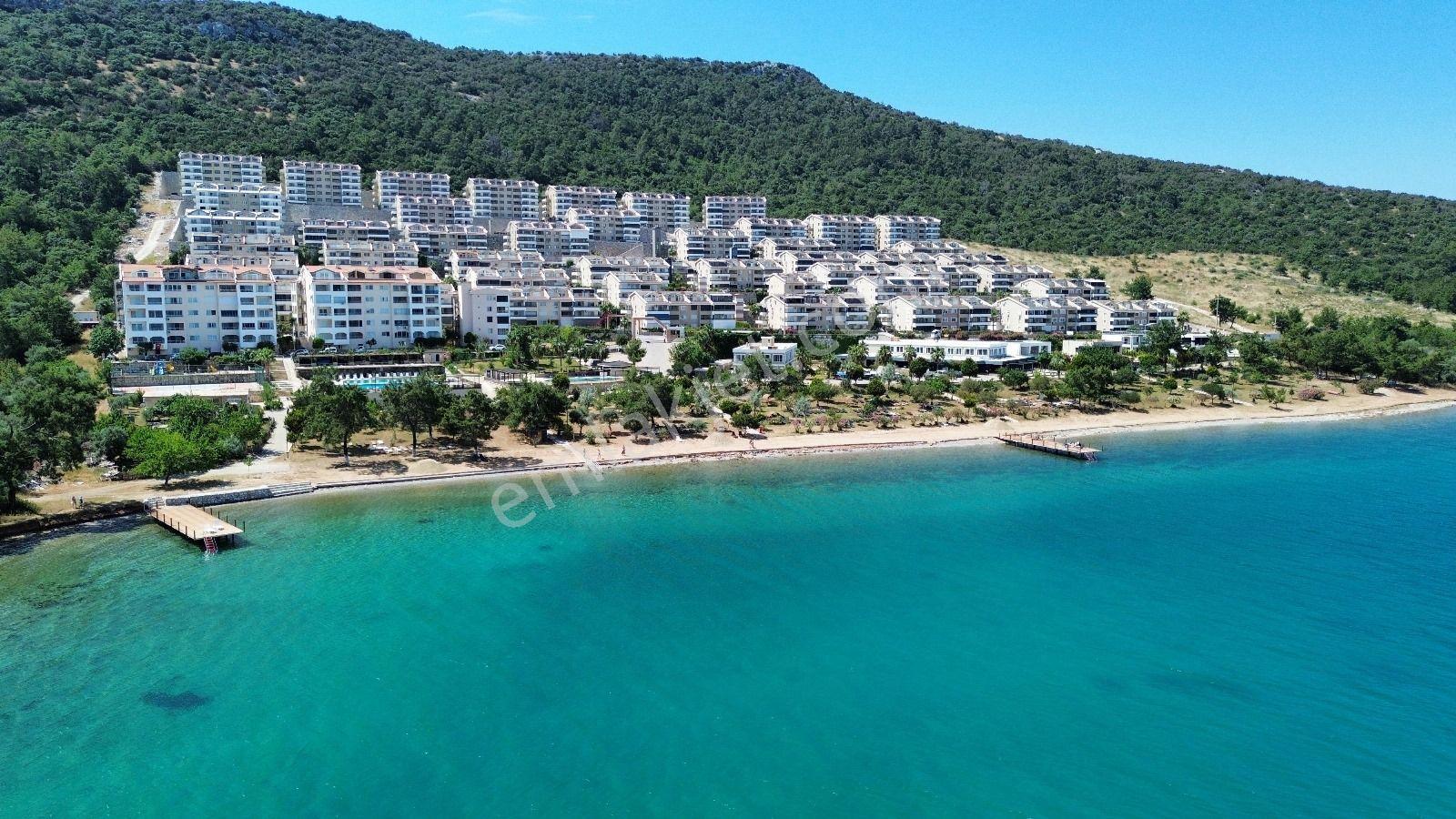 Denize Sıfır Konumlu Full Donanımlı Site İçi 2+1 Daire - Görsel 16