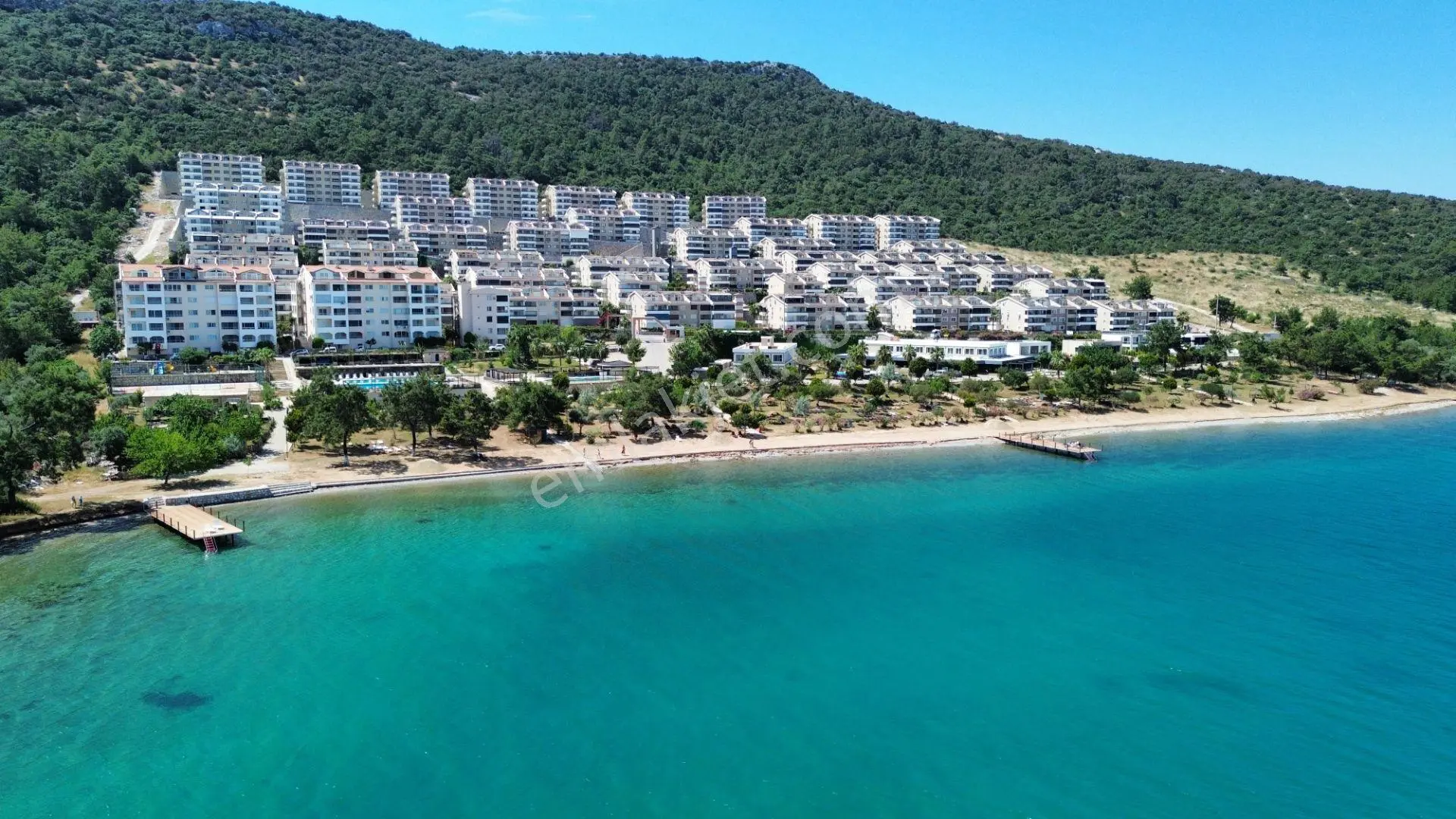 Denize Sıfır Konumlu Full Donanımlı Site İçi 2+1 Daire