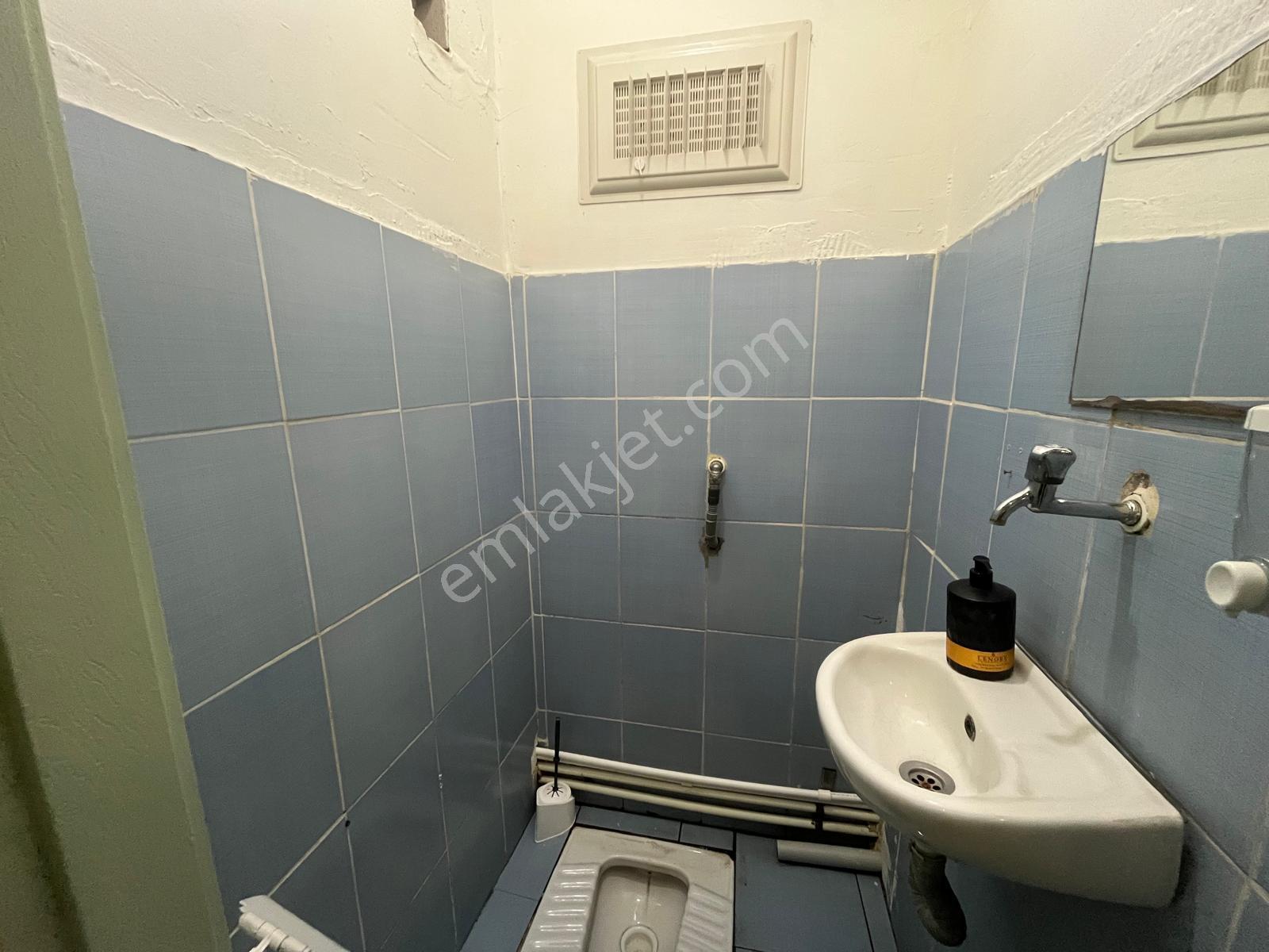 Çelik'ten Merkez'de Çarşı İçi 90m2 Full Yapılı Klimalı Kiralık Dukkan - Görsel 7