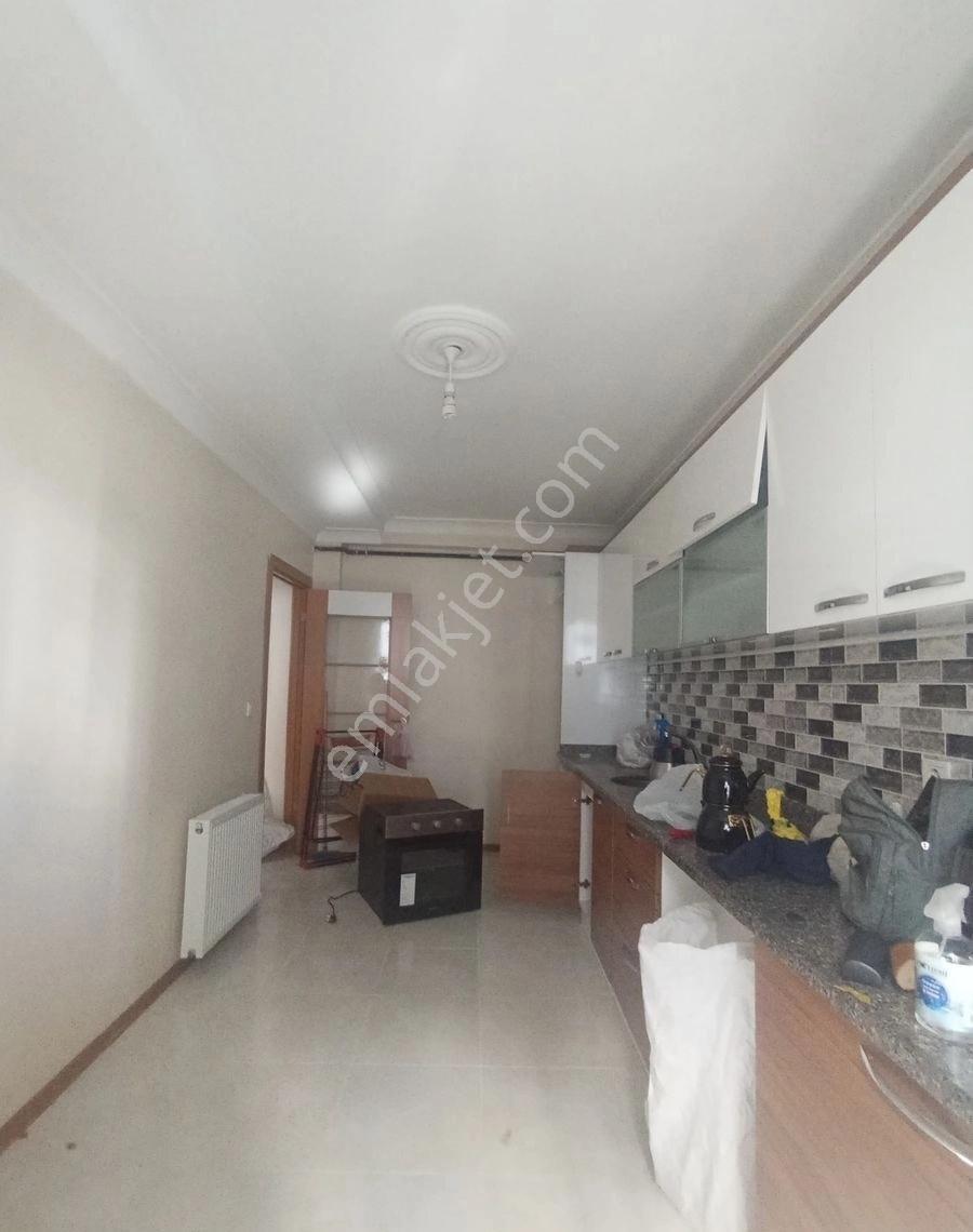 Zafer Mahallesinde Kiralık Daire - Görsel 13