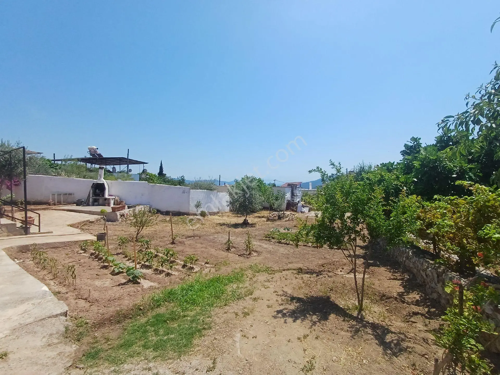 Kazıklı Mahallesi'nde Deniz Manzaralı 4+1 Ferah Balkonlu Eşyalı Şekilde Satılık Ev - Görsel 30