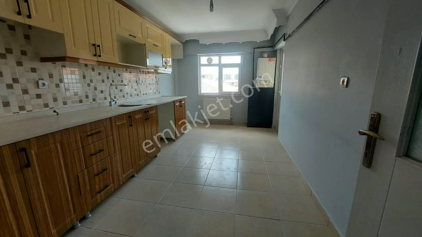 Ankara Sincan Yenikent Menderes Kiralık3+1 Geniş Kullanışlıdaire - Görsel 2