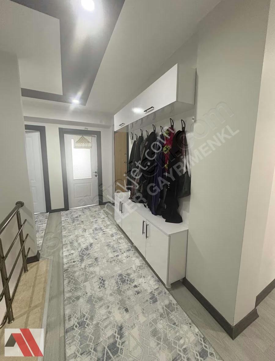 Sümbüller'den Cadde Yakını Amerikan Mutfaklı 4+1 Dubleks Daire - Görsel 14