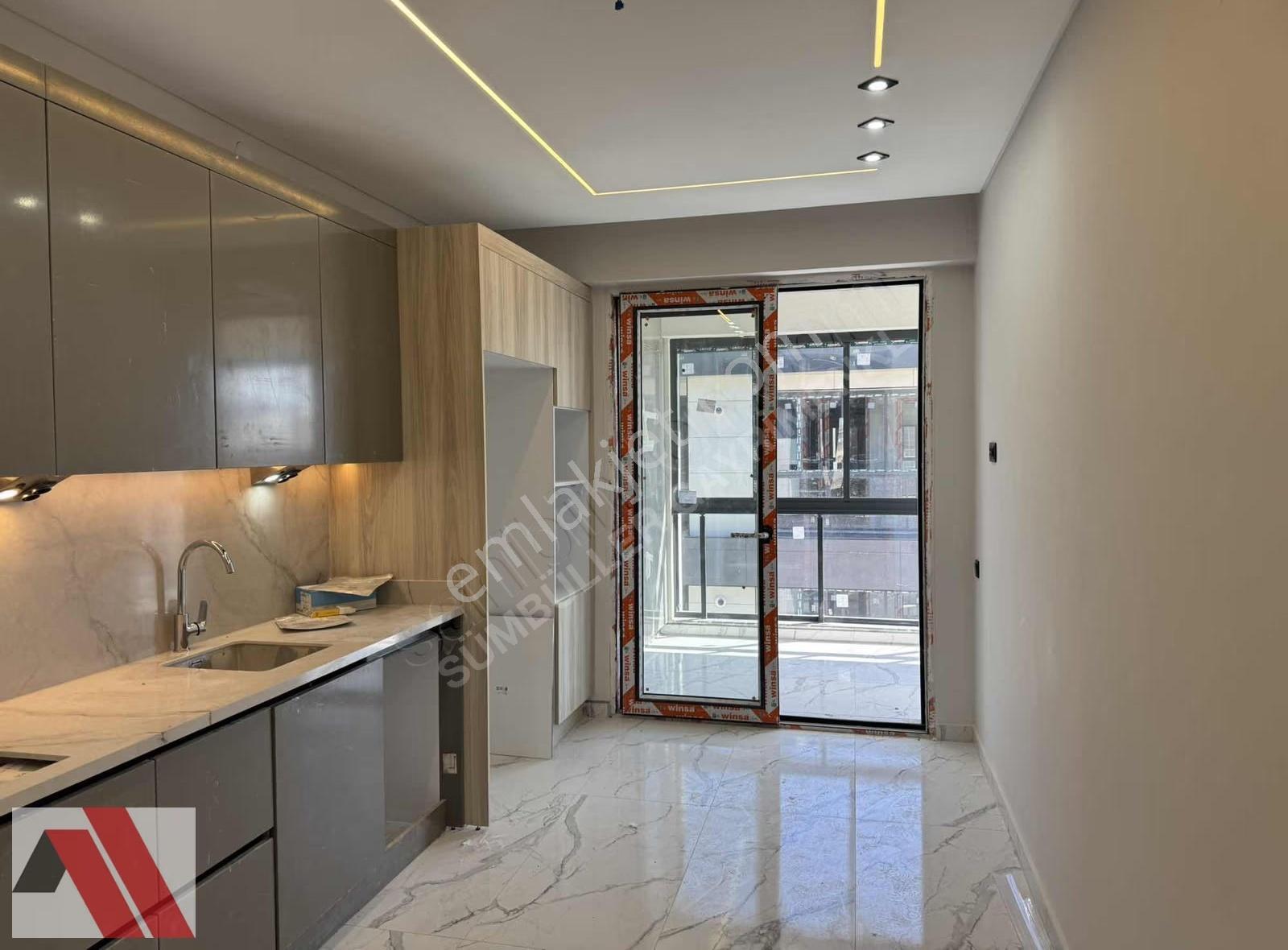 Sümbüller'den Aşağısöğütönü Site İçi Ö.garajlı Şık Tasarım 2+1