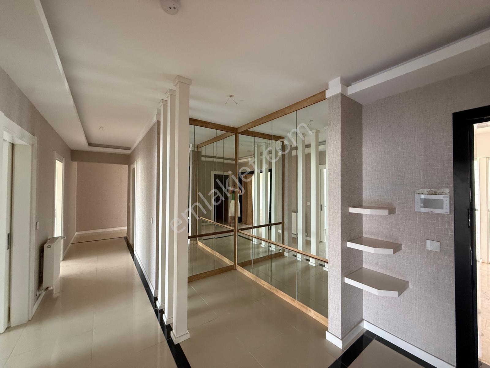 Bağlıca'da Prestijli Site İçerisinde Geniş 4+1 Satılık Daire - Görsel 7