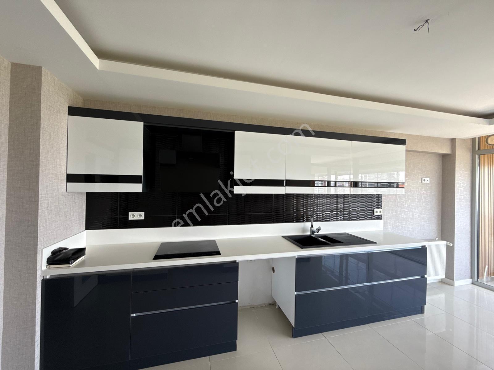 Bağlıca'da Prestijli Site İçerisinde Geniş 4+1 Satılık Daire - Görsel 6