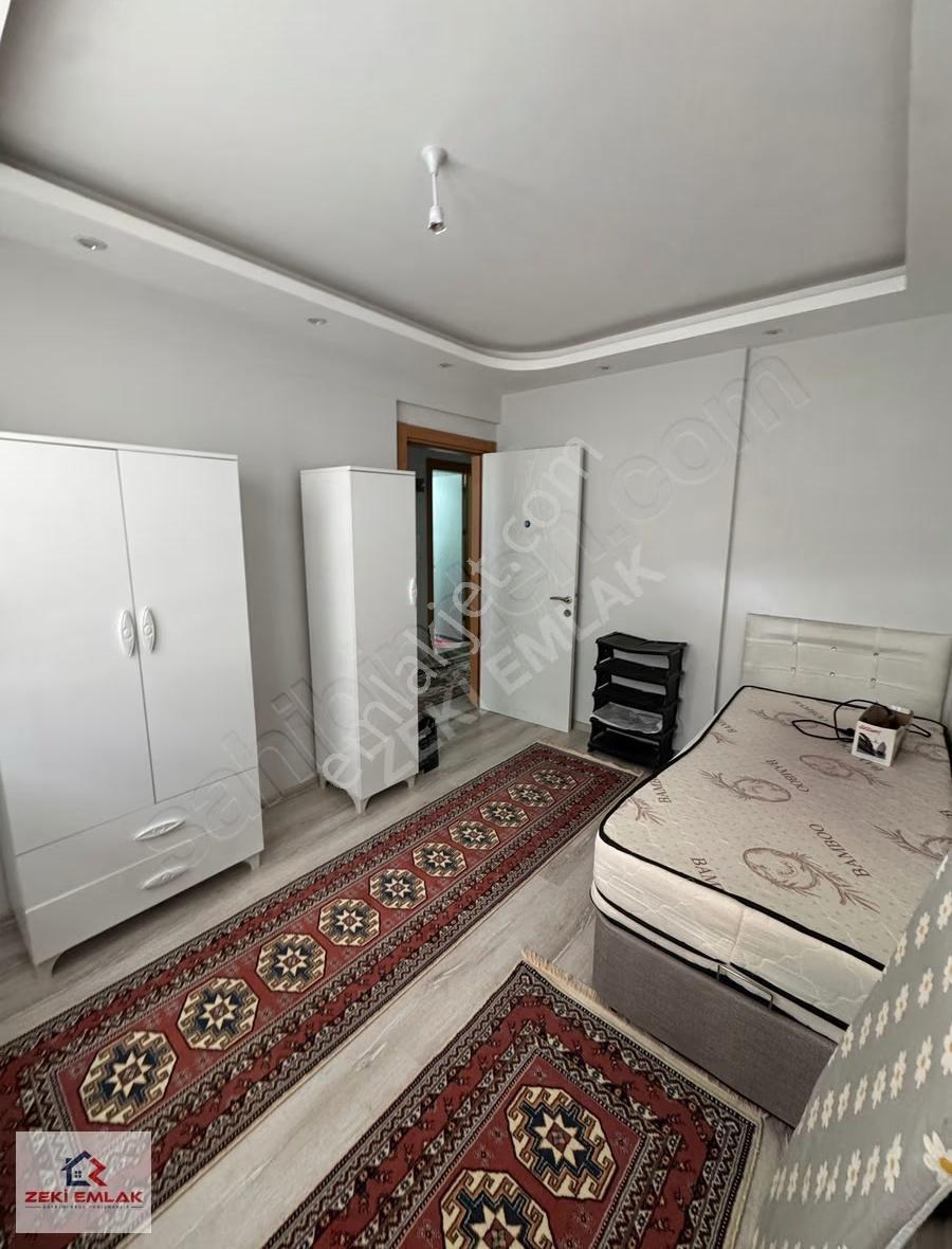 Zeki Emlak'tan Muradiye Mahallesinde 1+1 Eşyalı Kiralık Daire - Görsel 11