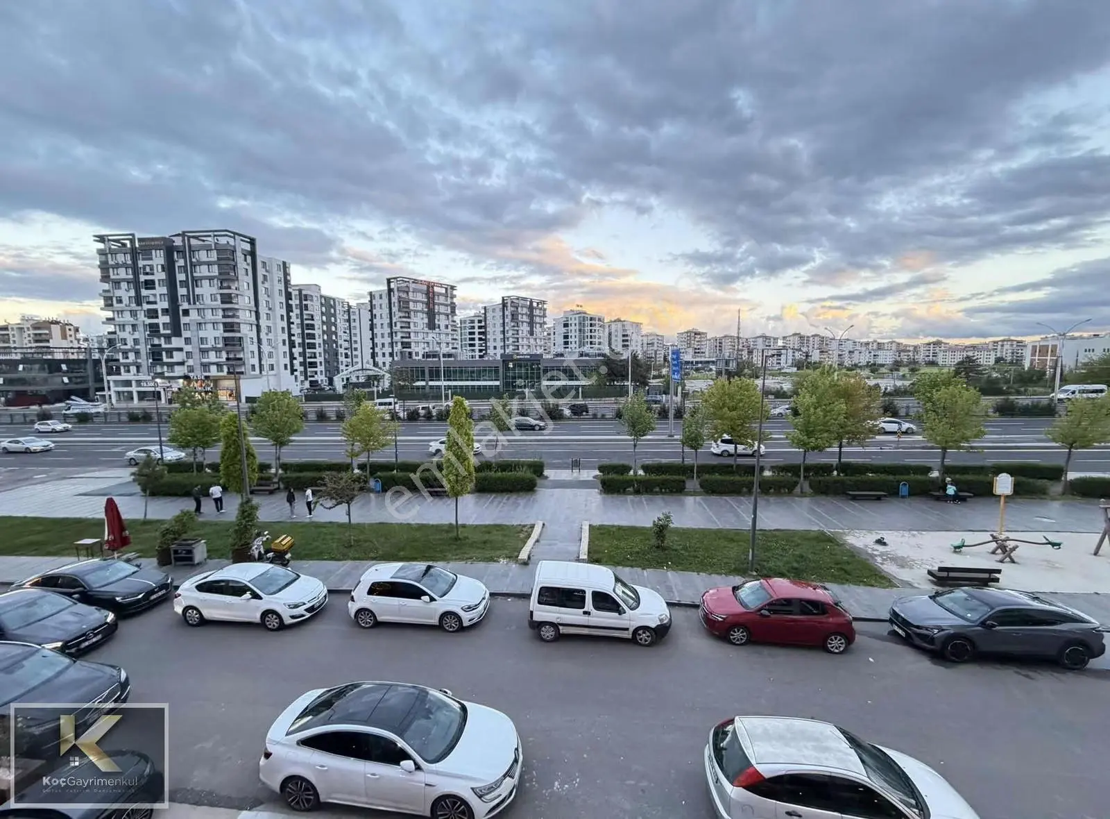 Urfa Yolu Üzeri Satılık 3+1 Fırsat Daire