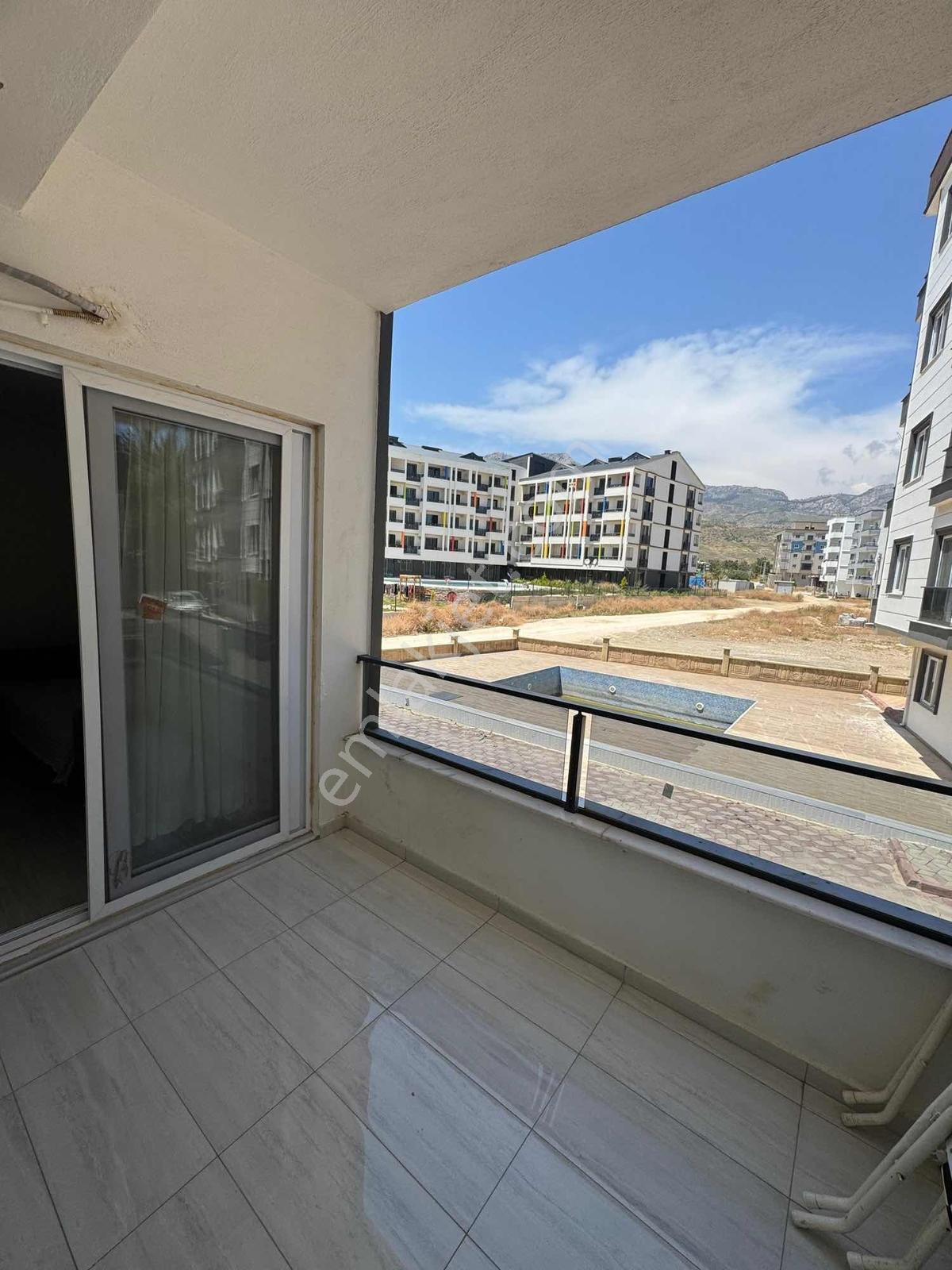 Site İçerisinde Eşyalı Daire - Görsel 2