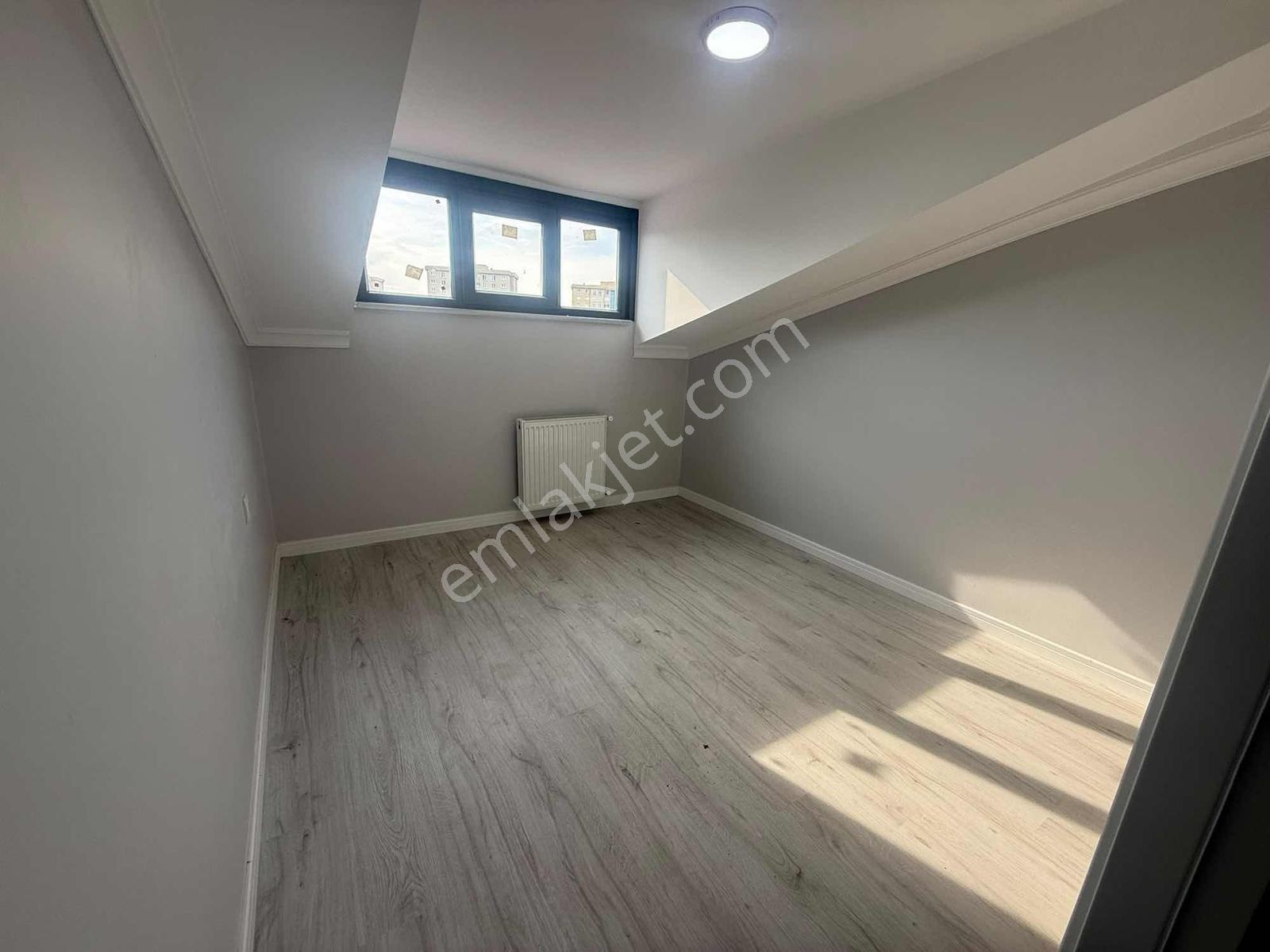 Halkalı Merkez Mahallesi Meydanda Yeni Yapı 4+2 Dubleks Daire - Görsel 32