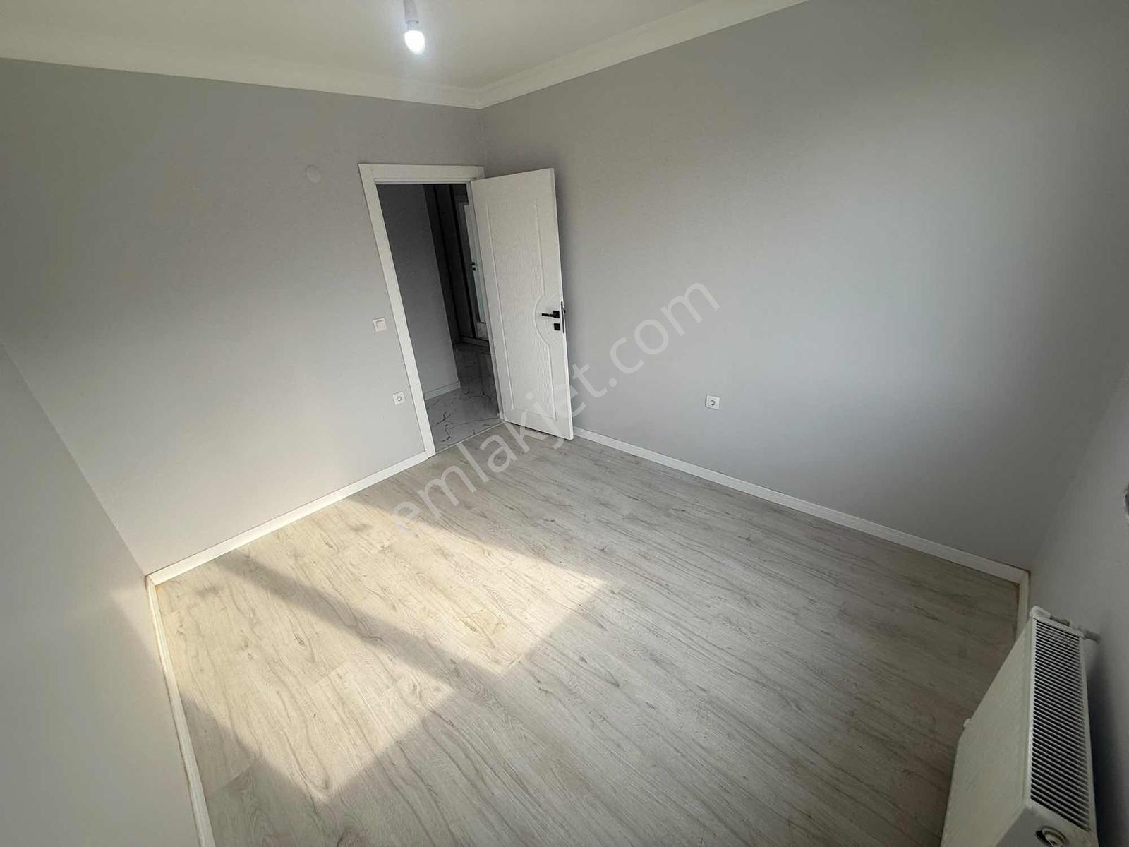 Halkalı Merkez Mahallesi Meydanda Yeni Yapı 4+2 Dubleks Daire - Görsel 10