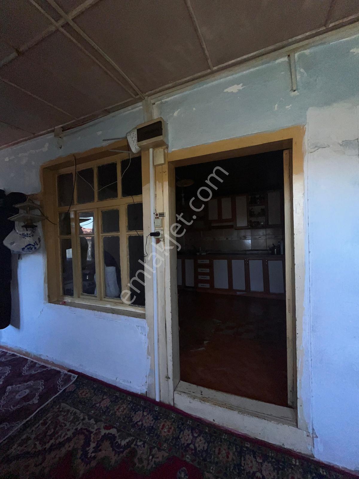 Eskişehir Sivrihisar Karacalar Satılık Müstakil Ev 228 Mk Arsa İçinde - Görsel 7