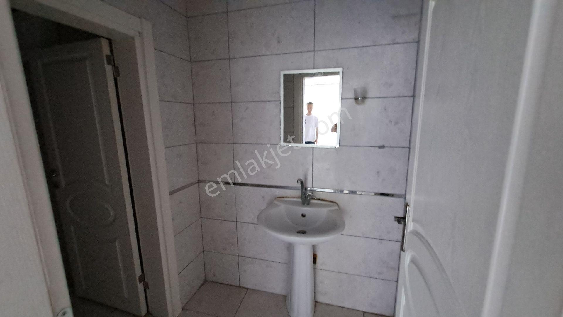 Cumhuriyet Mahallesinde Kiralık 3+1 Daire - Görsel 6