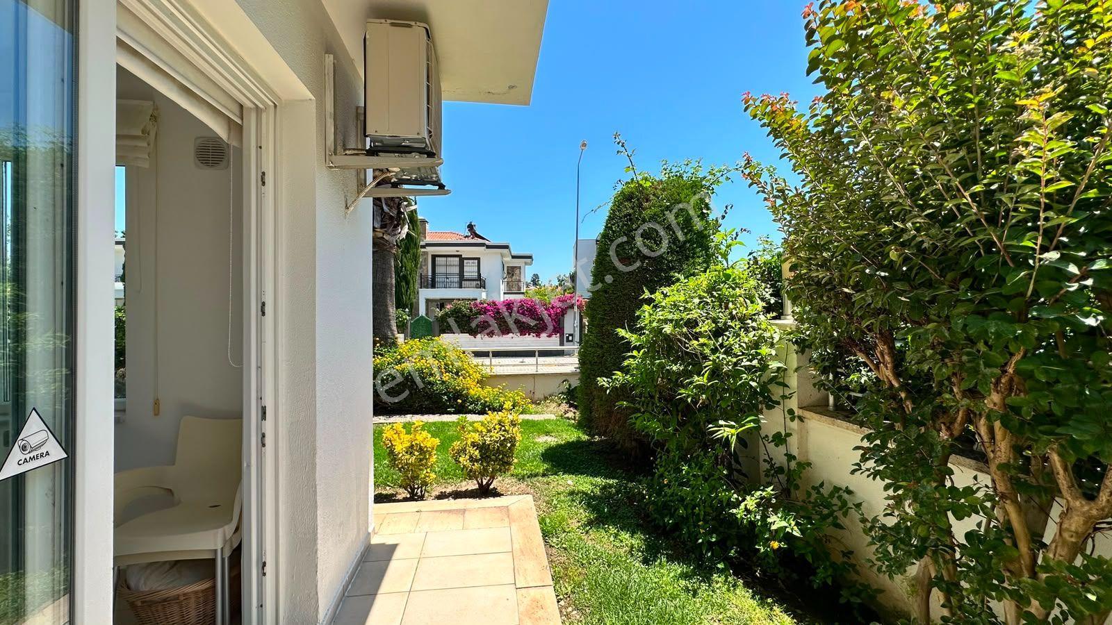 Antalya Kemer Çamyuva'da Havuz Başında Satılık Özel 2+1 Bahçe Katı Daire - Görsel 11