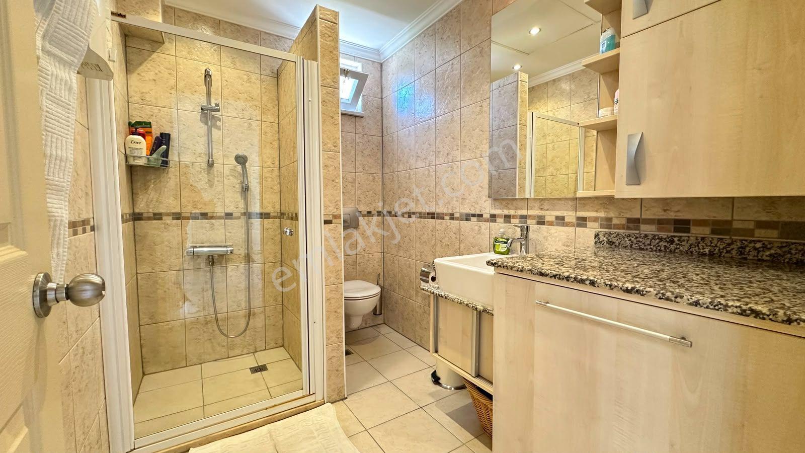 Antalya Kemer Çamyuva'da Havuz Başında Satılık Özel 2+1 Bahçe Katı Daire - Görsel 23