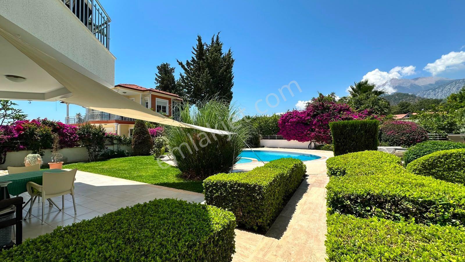 Antalya Kemer Çamyuva'da Havuz Başında Satılık Özel 2+1 Bahçe Katı Daire - Görsel 6