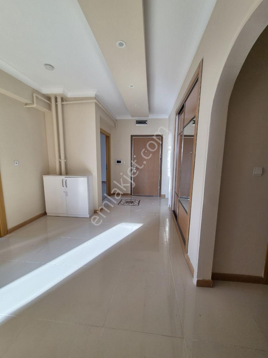 Karapürçek'te Hisarkent Sitesinde Geniş Ve Kullanışlı 3+1 Daire - Görsel 29