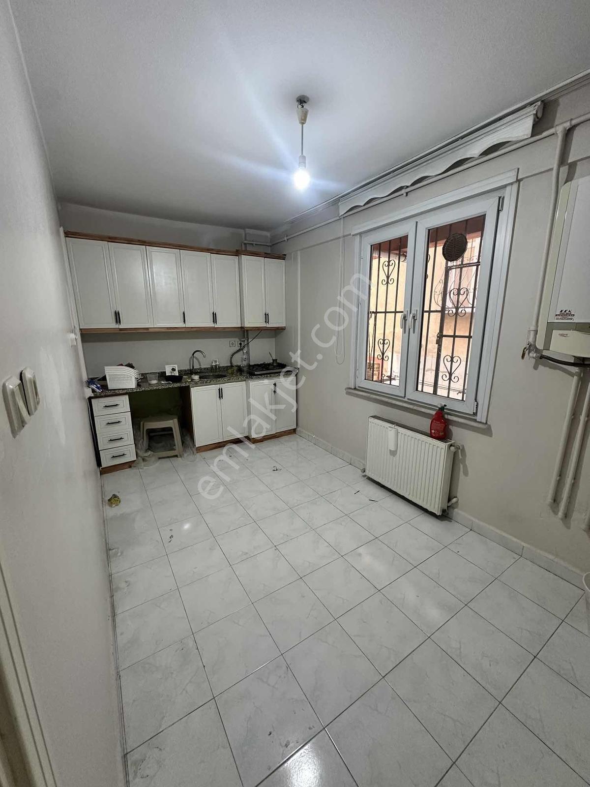 2+1 95 M2 1999 Yapımı Geniş Giriş Kat - Görsel 9