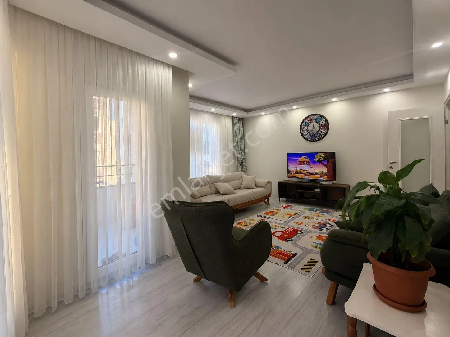 İstanbul House'dan Bahçelievler'de 5 Yıllık Binada 2+1 Ara Kat - Görsel 3