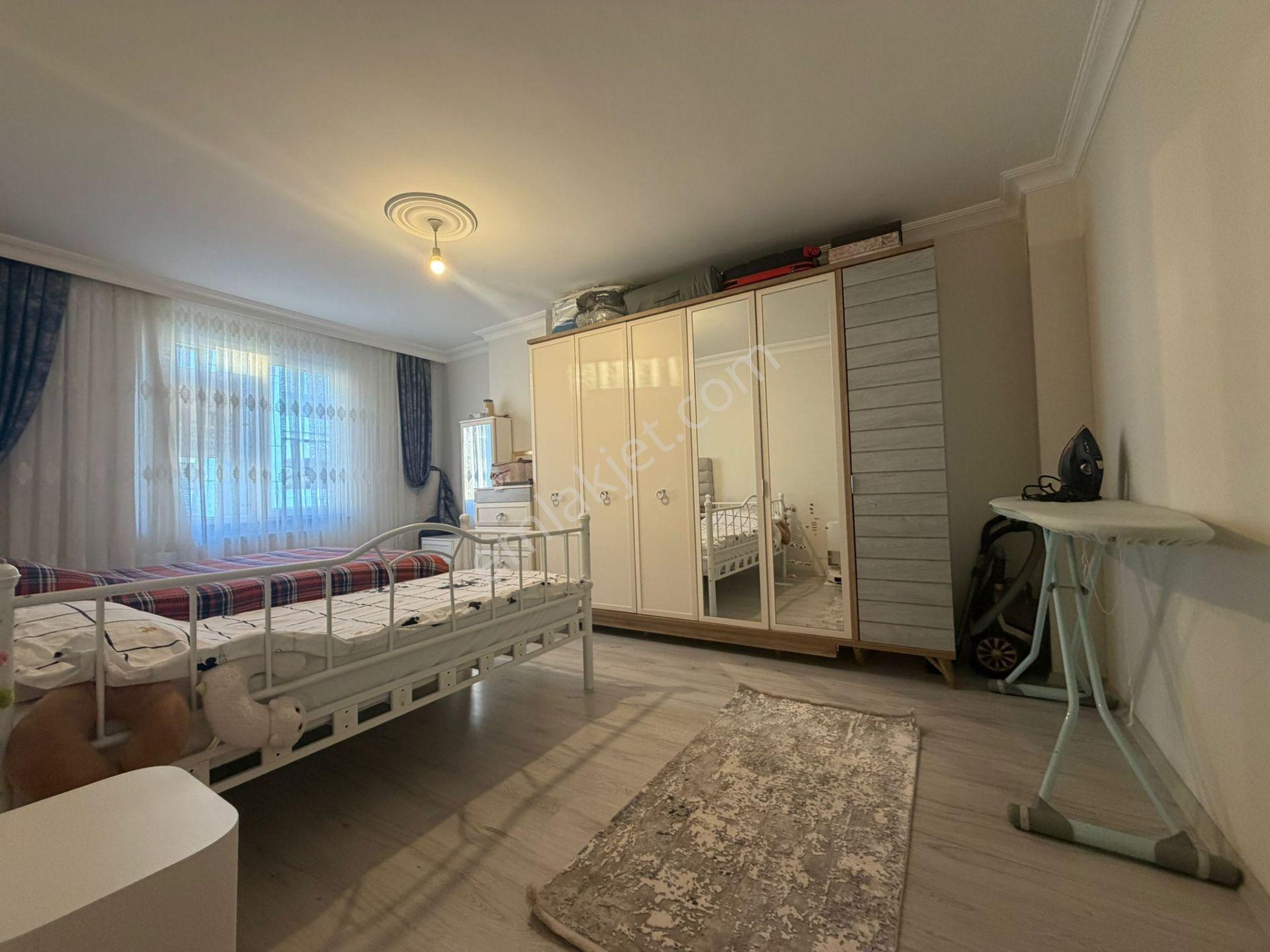 İstanbul House'dan Bahçelievler'de 5 Yıllık Binada 2+1 Ara Kat - Görsel 12