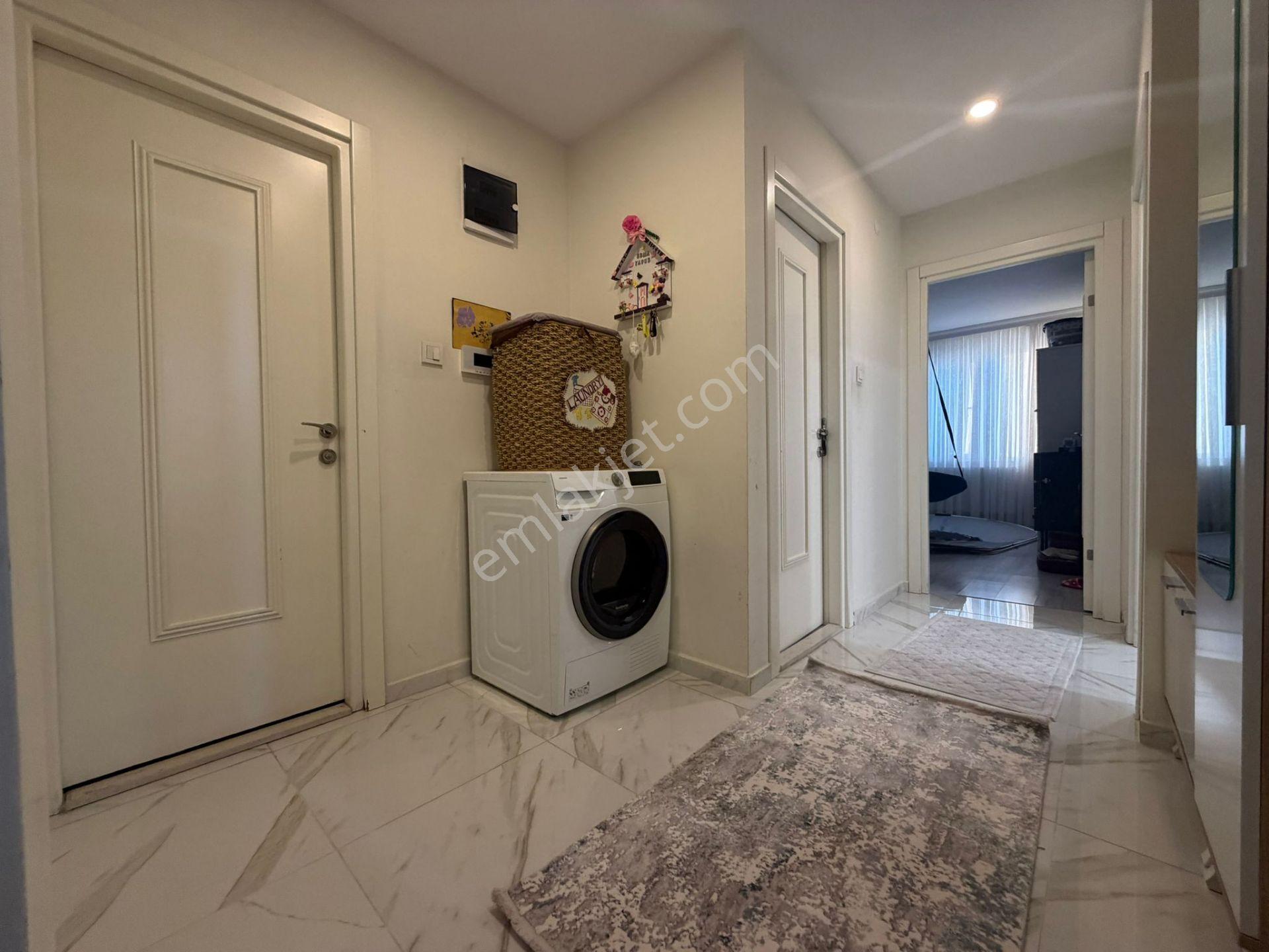 İstanbul House'dan Bahçelievler'de 5 Yıllık Binada 2+1 Ara Kat - Görsel 24