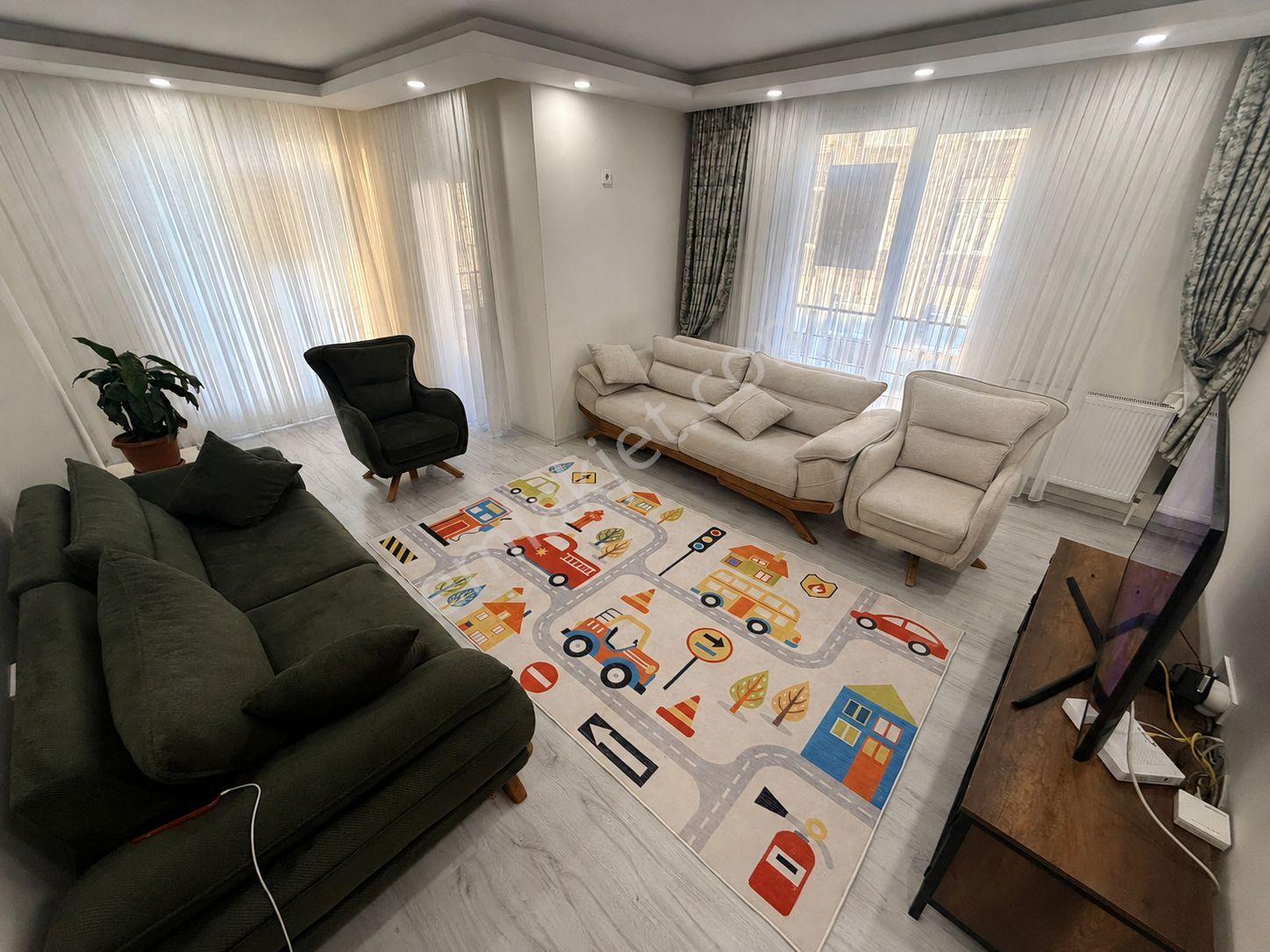 İstanbul House'dan Bahçelievler'de 5 Yıllık Binada 2+1 Ara Kat