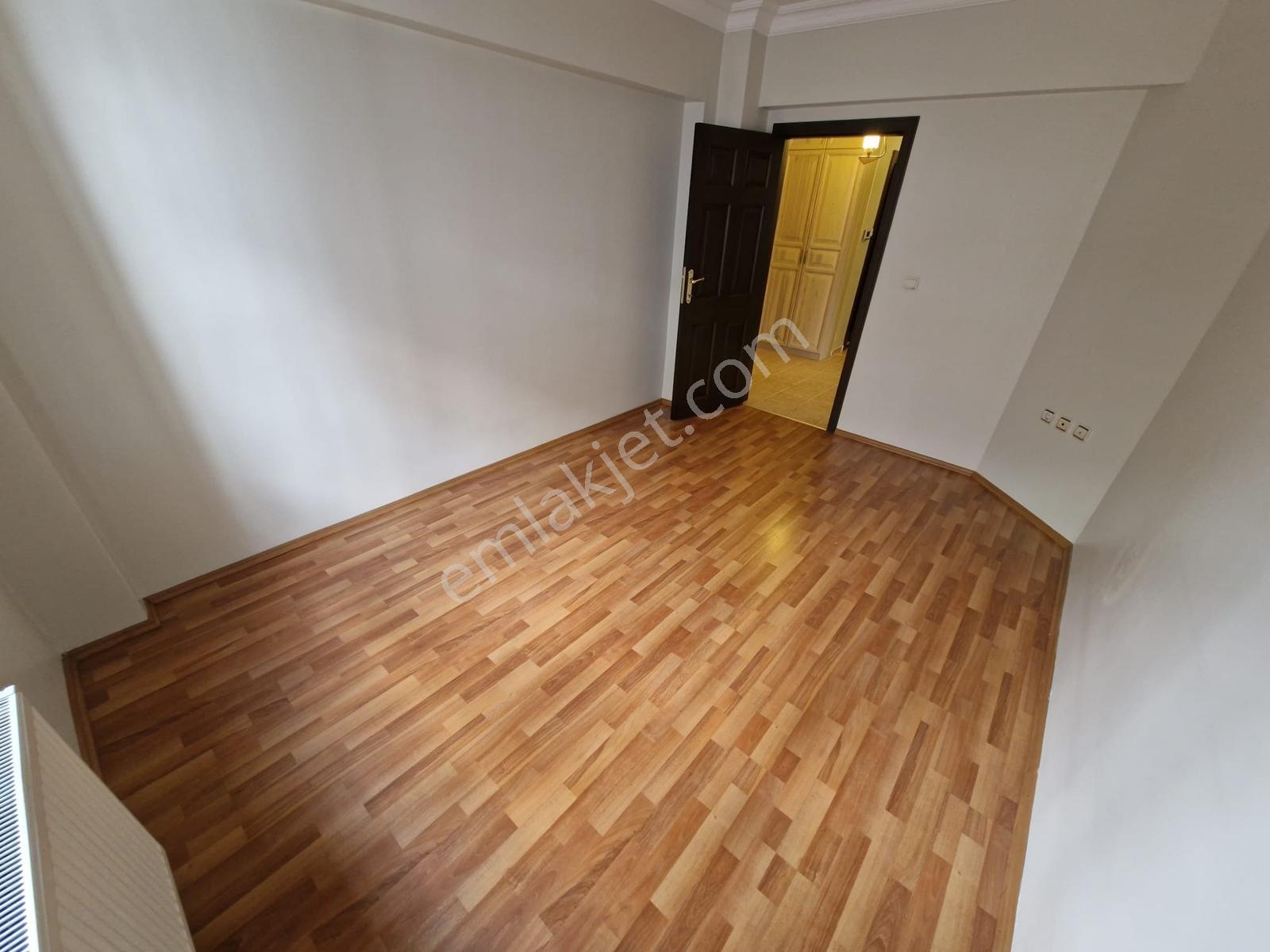Birlik Mahallesi 450. Cadde Ara Katta Temiz 3+1 Kiralık Daire.. - Görsel 21
