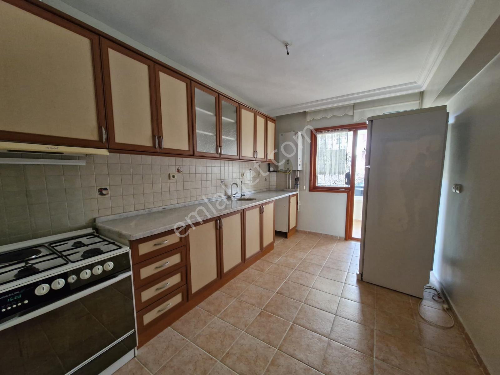Birlik Mahallesi 450. Cadde Ara Katta Temiz 3+1 Kiralık Daire.. - Görsel 13