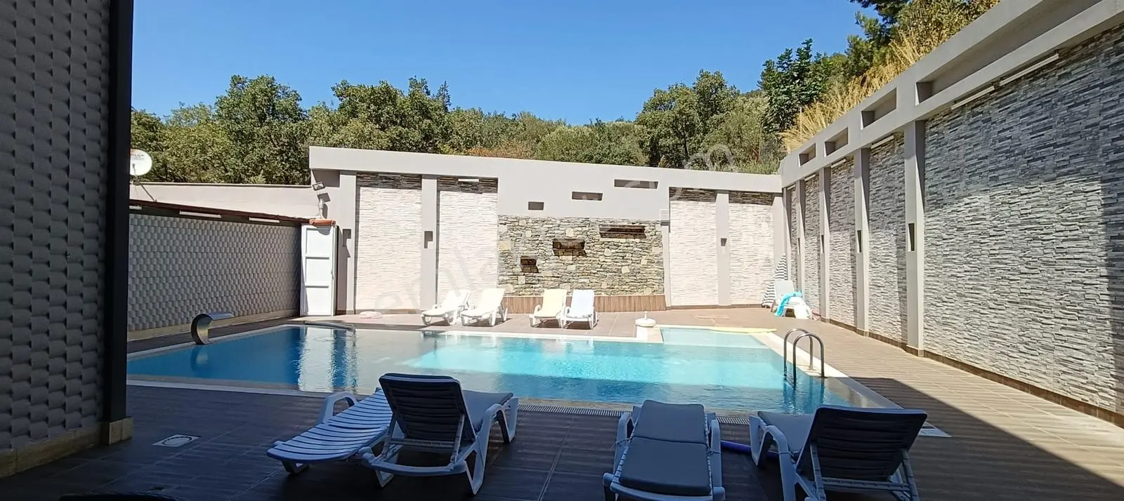 Havuzlu, Asansörlü, Deniz Manzaralı, Eşyalı Daire - Görsel 3