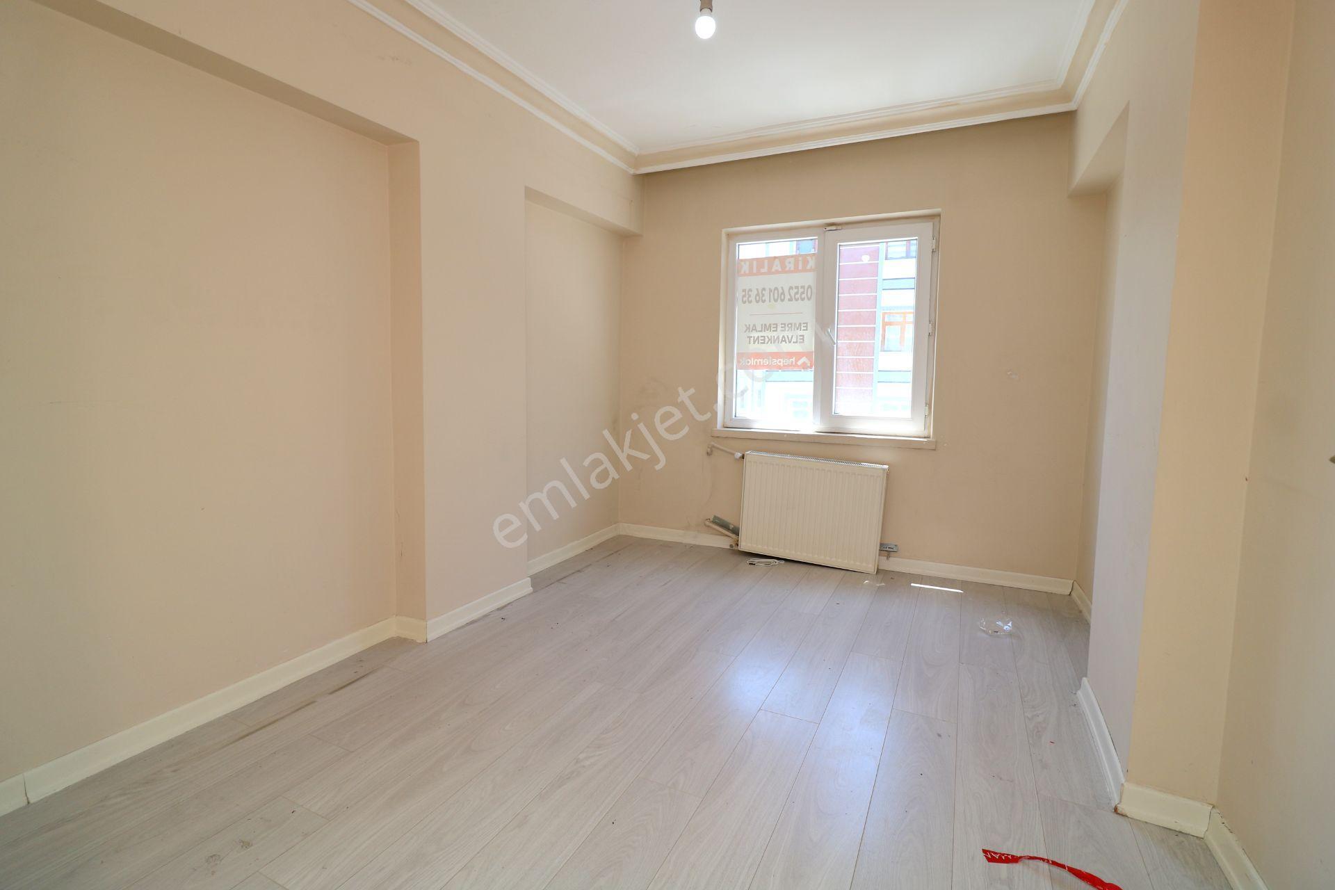 Emre Emlaktan Atakent Mahallesinde 14 Cadde Yanı Servis Güzergahında Kiralık 3+1 Daire - Görsel 15