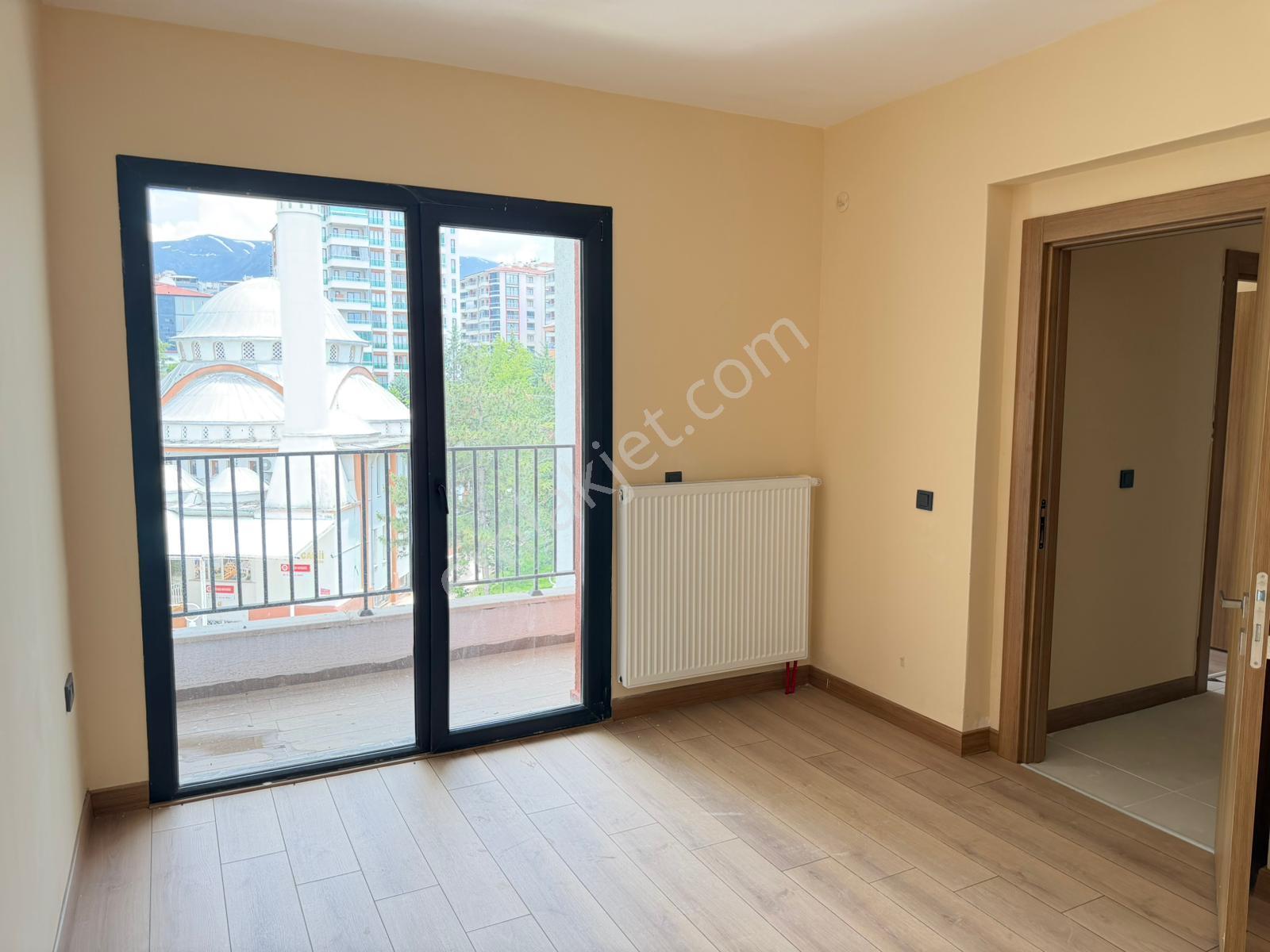 Zaviye Toki'de Kiralık 3+1 Ara Kat Daire - Görsel 2