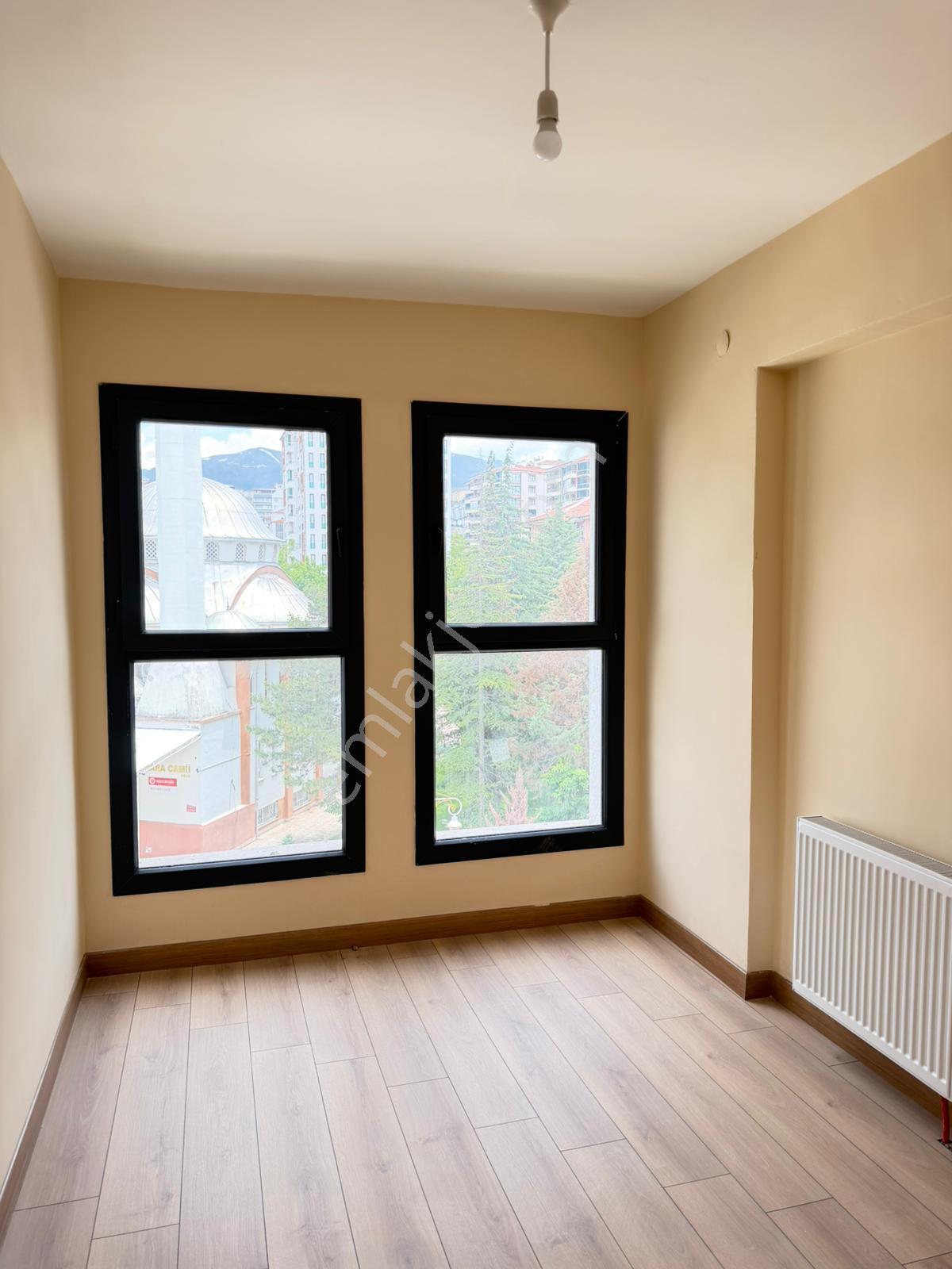 Zaviye Toki'de Kiralık 3+1 Ara Kat Daire - Görsel 13