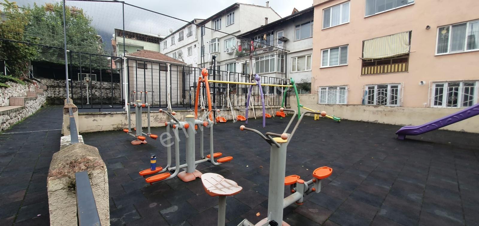 Eğitim Mahallesi Iskoop Sitesi'nde Kiralık 2+1 Daire - Görsel 9