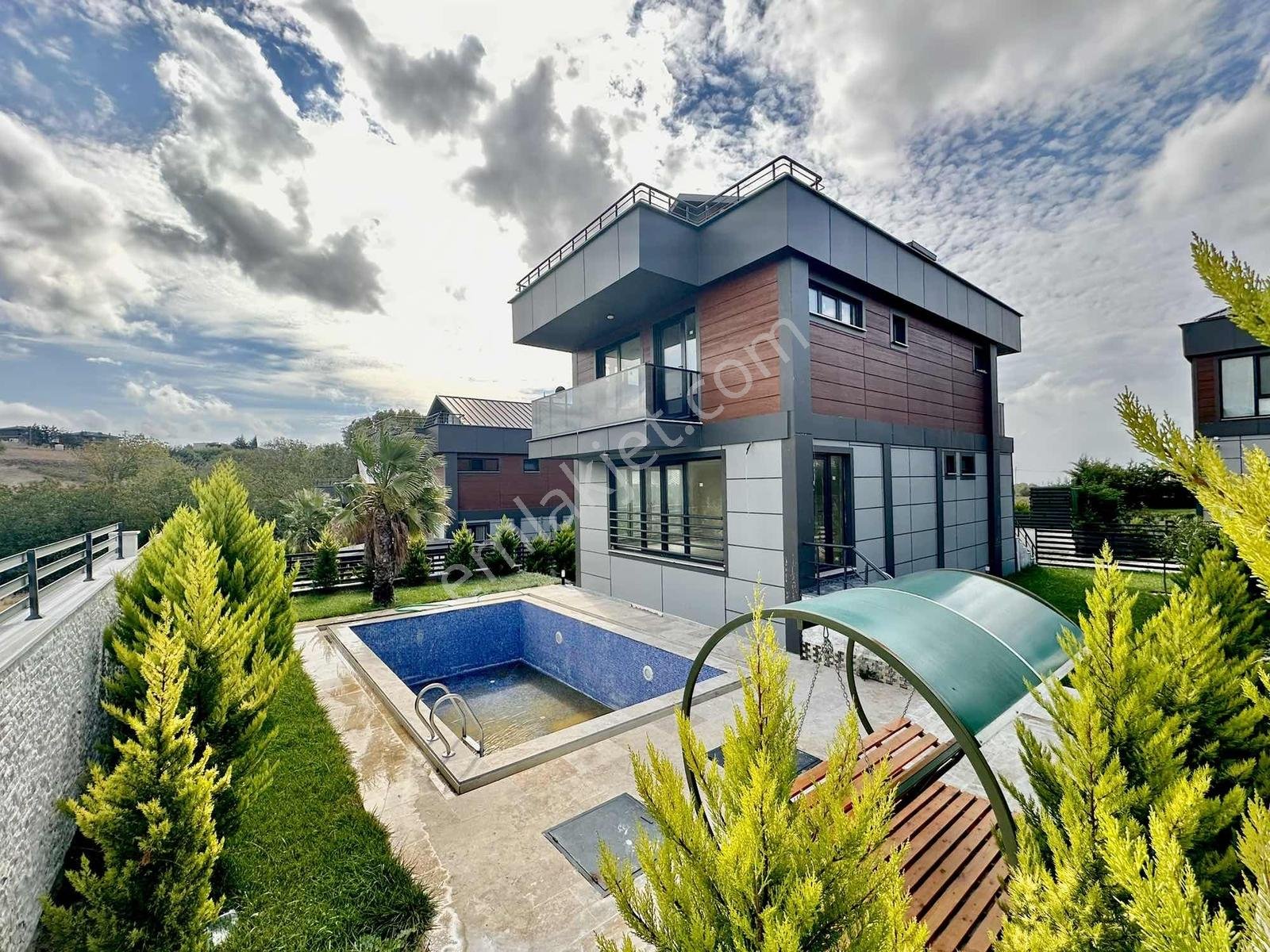 [kassel Yapı] Geniş Bahçeli- Hamam & Sauna & Havuzlu- 5+1 Villa!