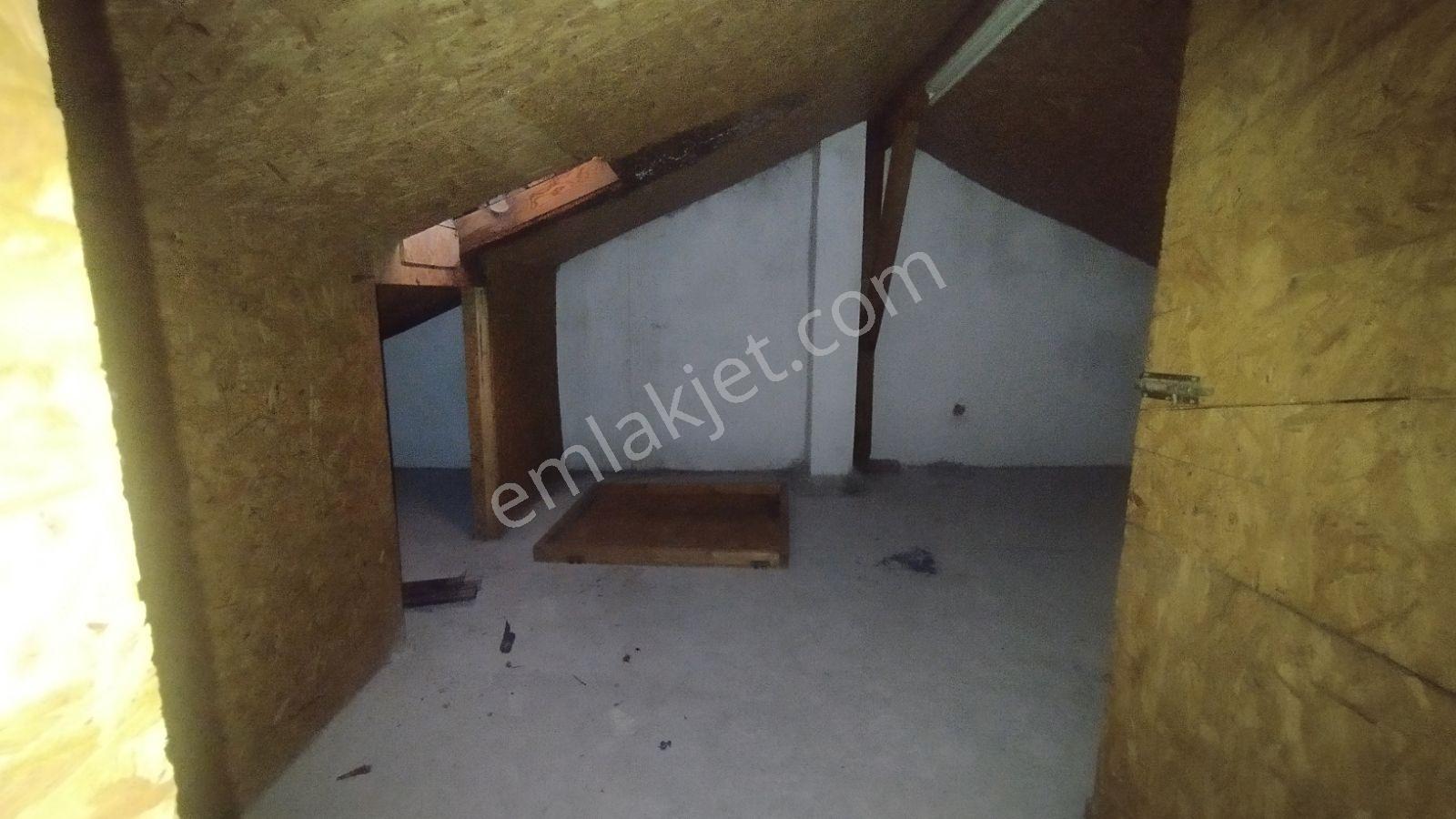 İlkon'dan Çalış Plajı'na Yürüme Mesafesinde Satılık 3+1 Tripleks - Görsel 30