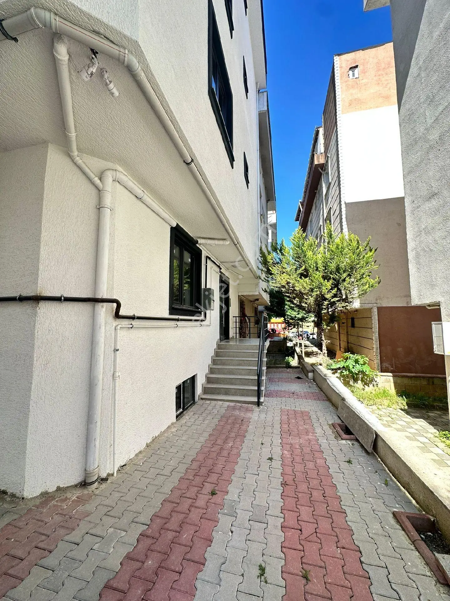 Sancaktepe Abdurrahmangazi'de Satılık Geniş 4+1 Daire| 150m2 - Görsel 4