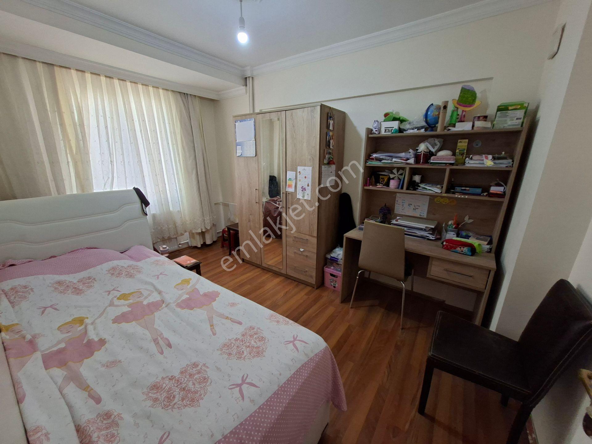 Narlıderede Kiralık Daire3+1 Asansörlü Önü Açık Merkezi Lokasyn - Görsel 15