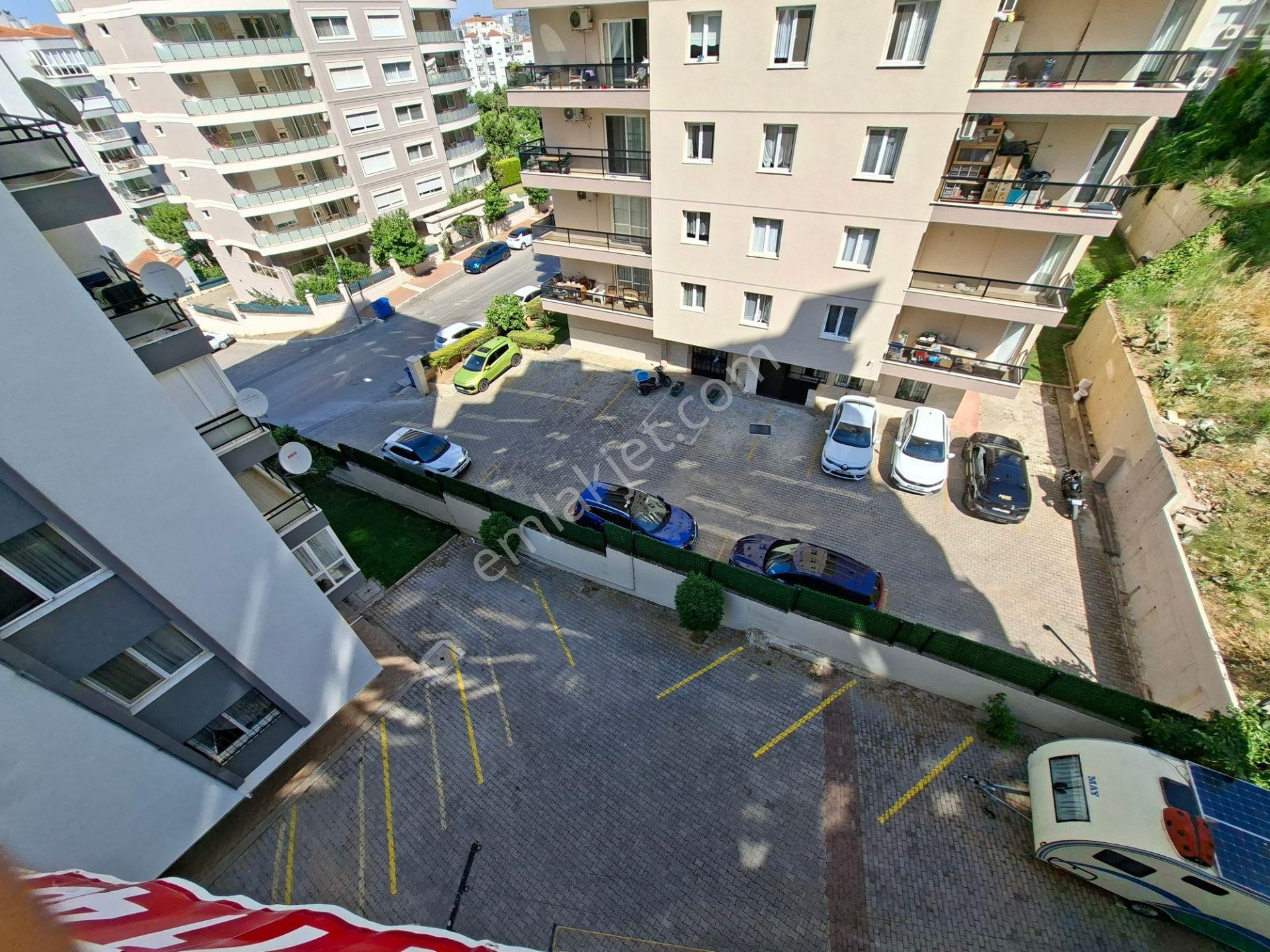 Narlıderede Kiralık Daire3+1 Asansörlü Önü Açık Merkezi Lokasyn