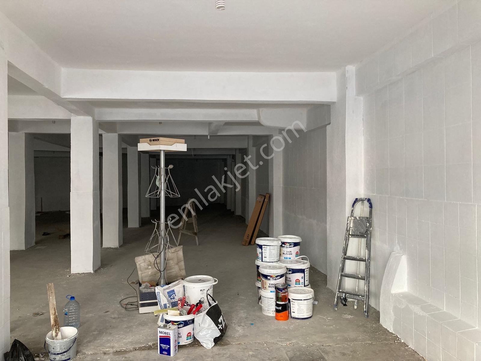 Ilıca Caddesinde 360 M2 Yola Cephe Satılık Dükkan - Görsel 7
