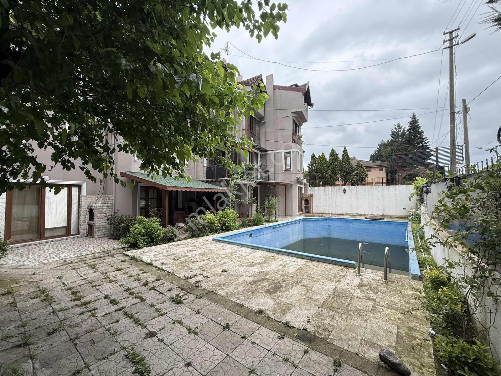 Havuzlu Site İçerisinde Manzaralı Dubleks Villa Dairesi - Görsel 5