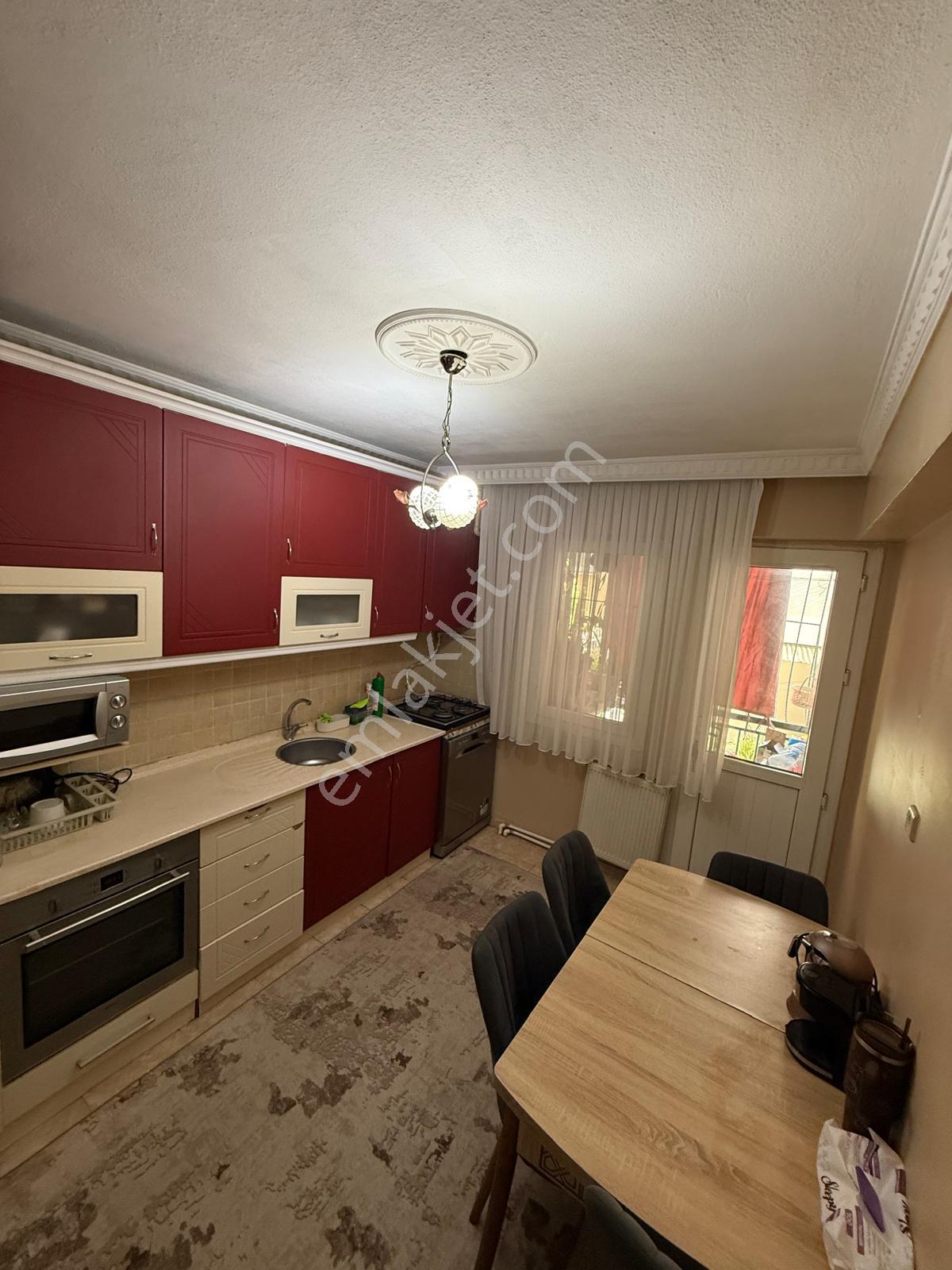 Krediye Uygun | Cadde Üstü | 165 M² Net | Doğalgazlı Geniş Aile Dairesi - Görsel 6