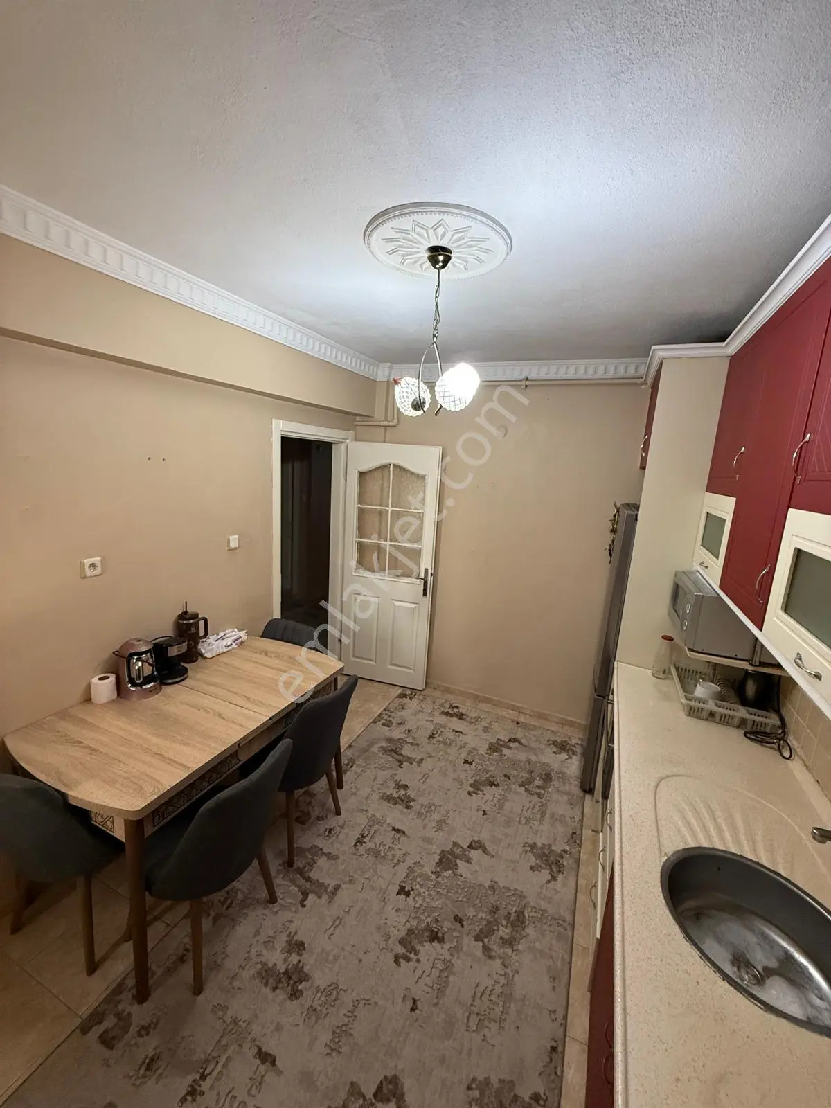 Krediye Uygun | Cadde Üstü | 165 M² Net | Doğalgazlı Geniş Aile Dairesi - Görsel 4