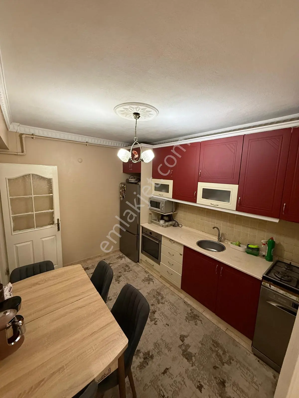 Krediye Uygun | Cadde Üstü | 165 M² Net | Doğalgazlı Geniş Aile Dairesi - Görsel 3